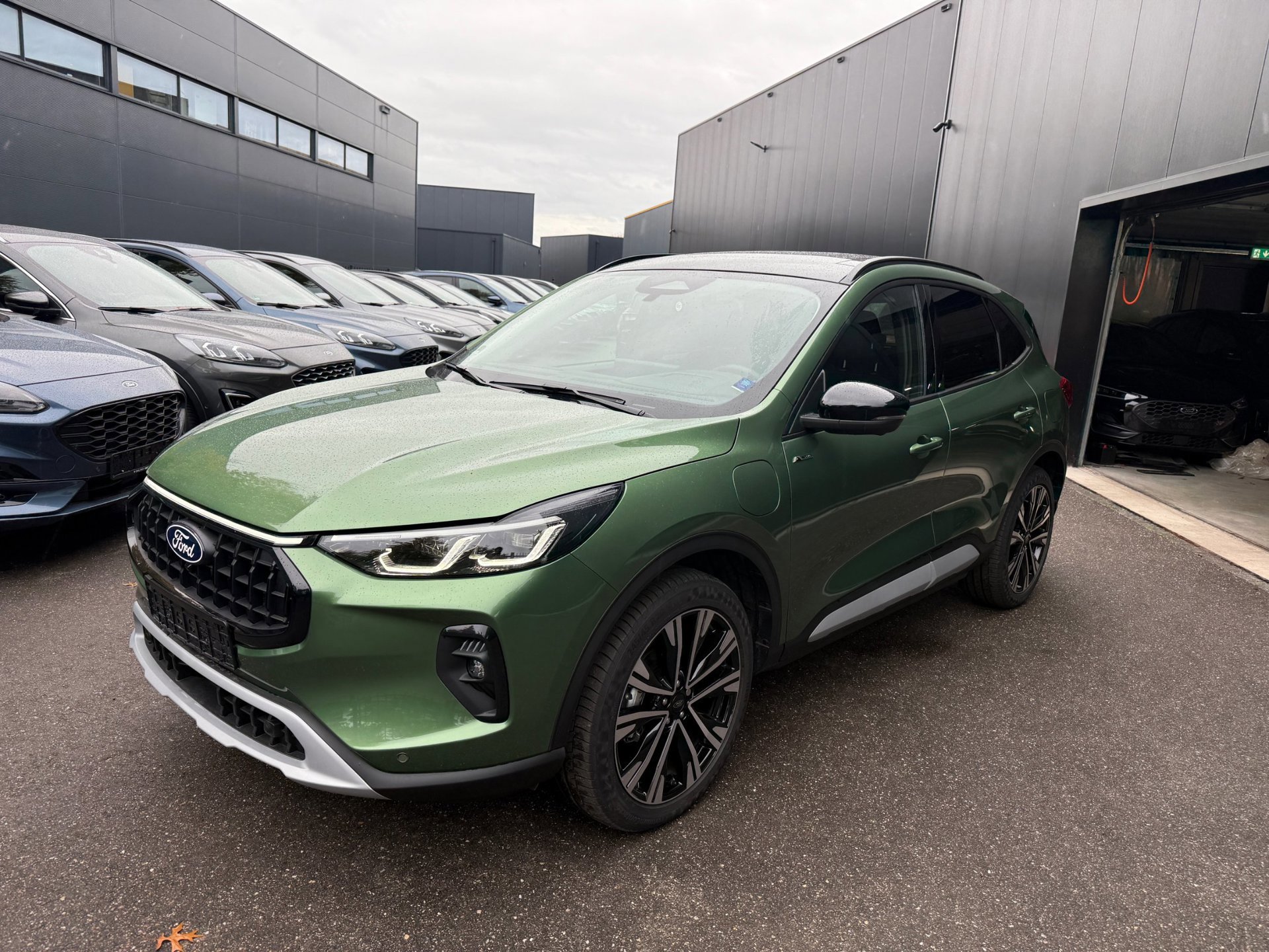 Ford Kuga 2.5 243pk PHEV Active X Winter (2026)