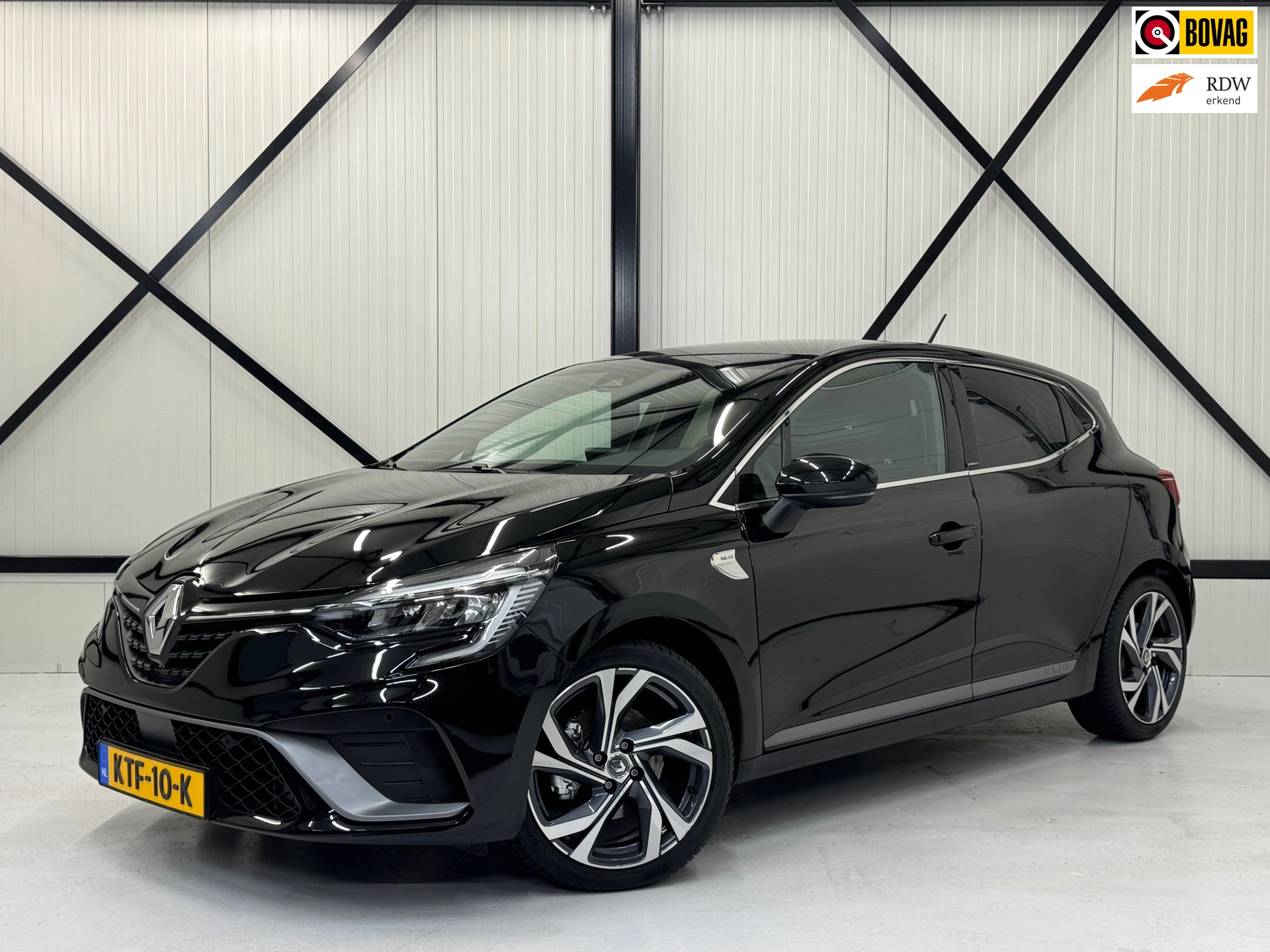 Renault Clio 1.6 E-Tech Hybrid 140 R.S. Line (2021), foto 1