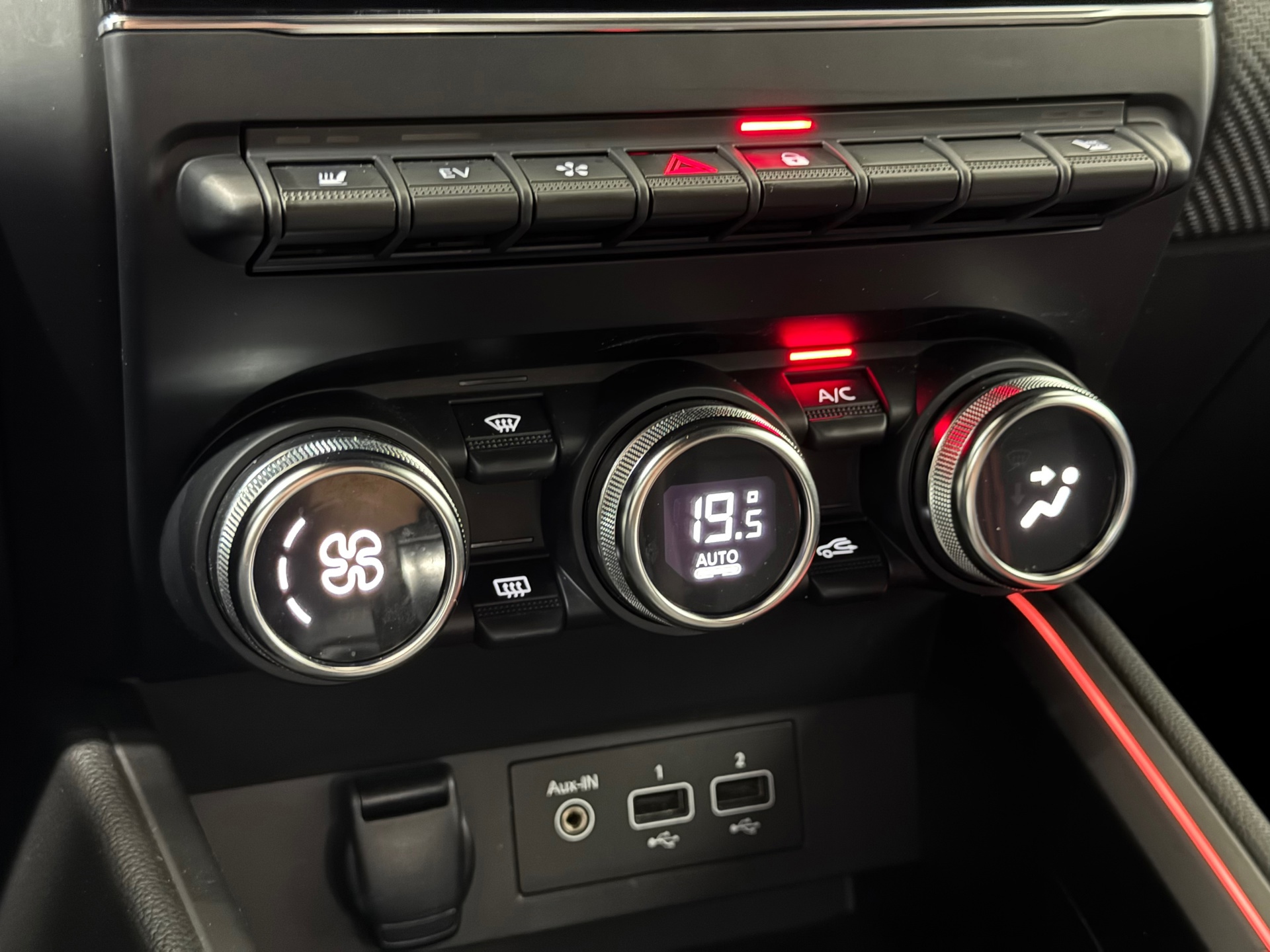Renault Clio 1.6 E-Tech Hybrid 140 R.S. Line (2021), foto 19
