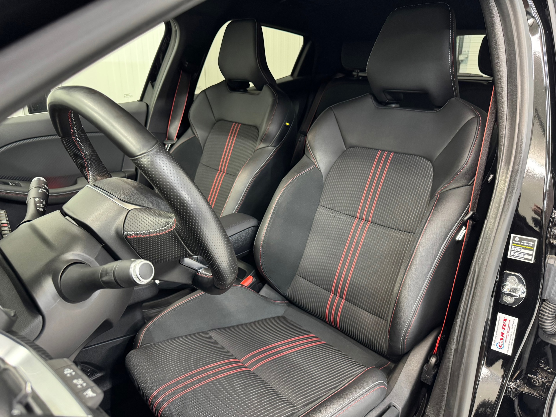 Renault Clio 1.6 E-Tech Hybrid 140 R.S. Line (2021), foto 28