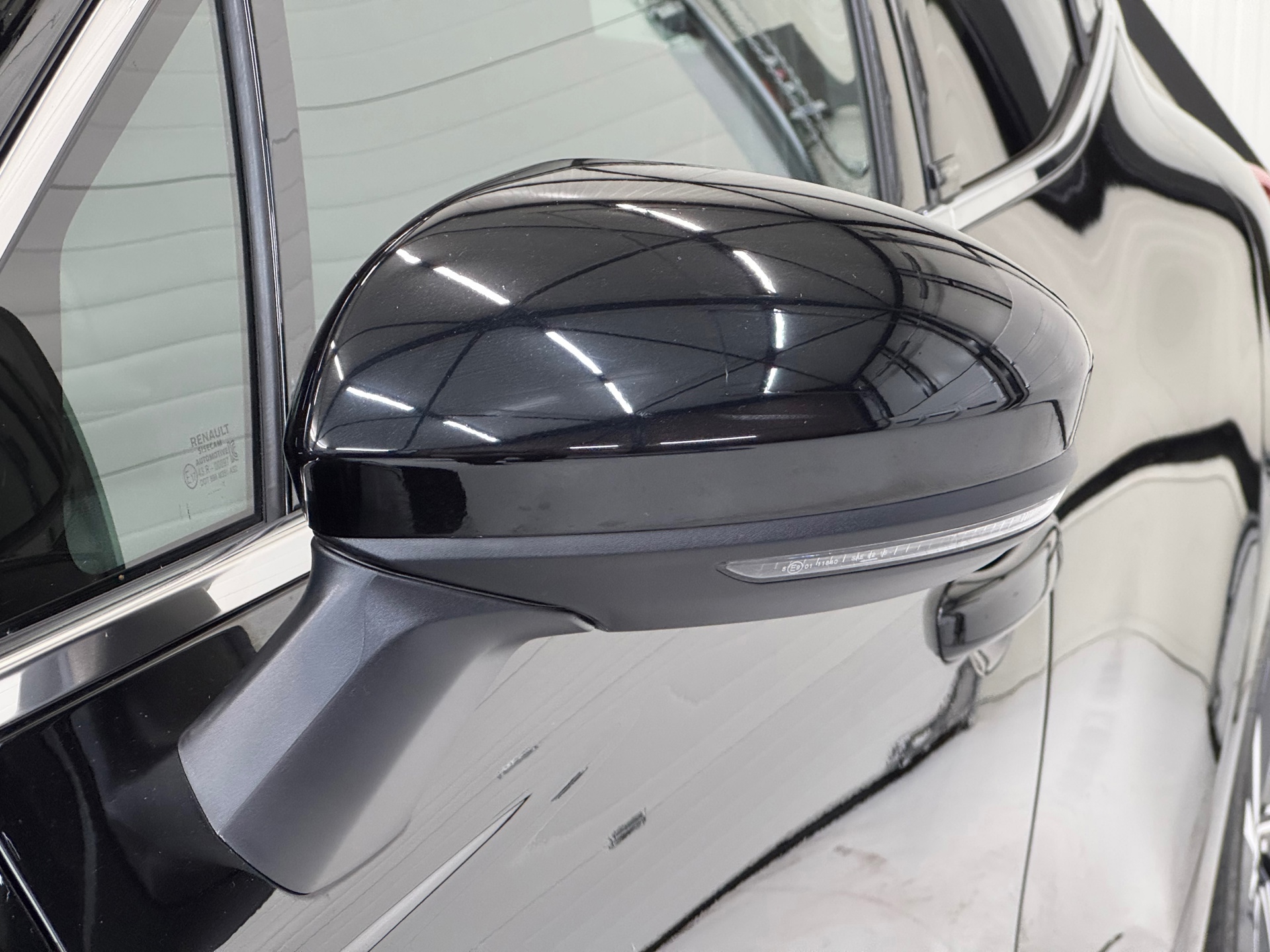 Renault Clio 1.6 E-Tech Hybrid 140 R.S. Line (2021), foto 37