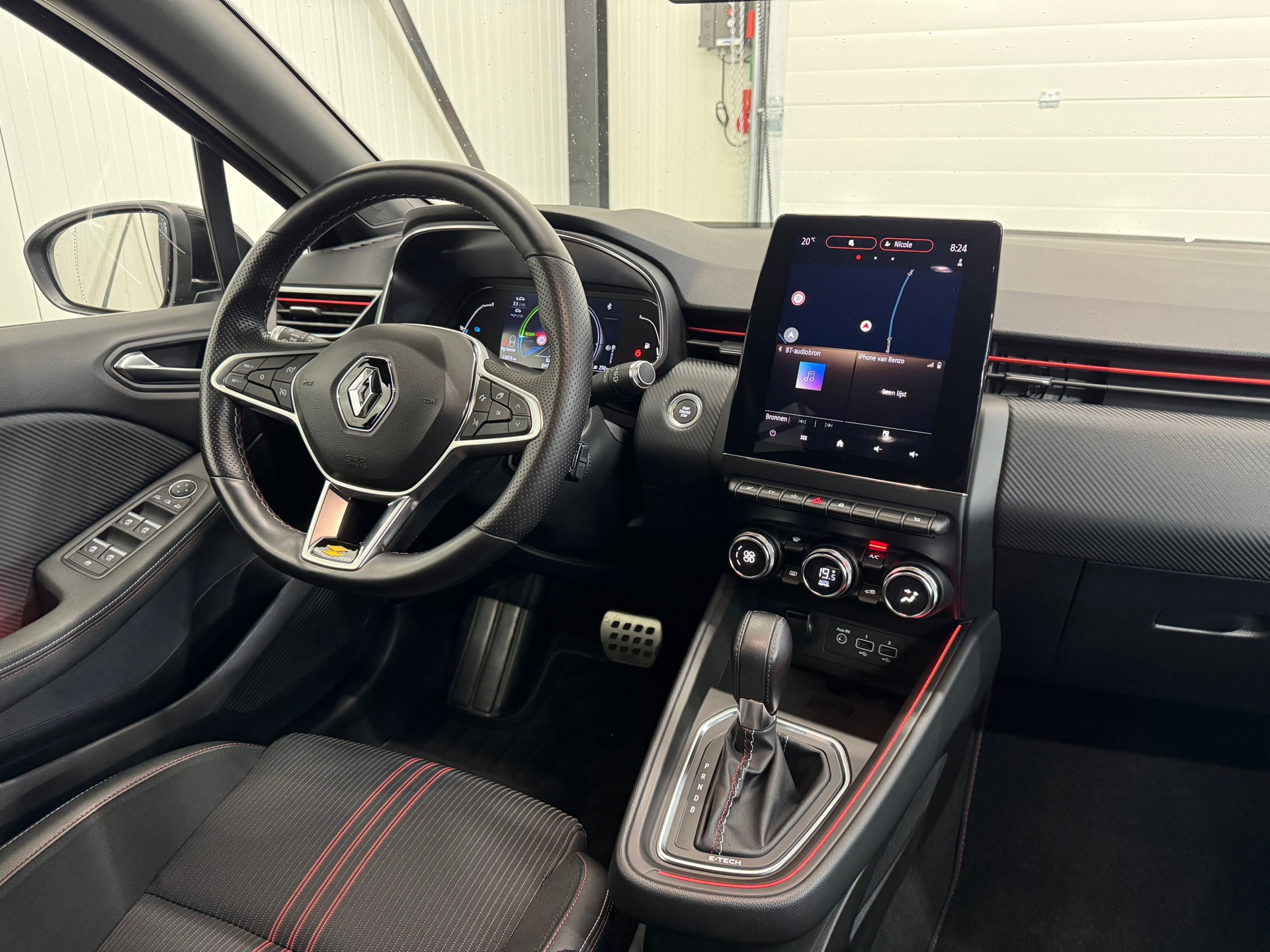 Renault Clio 1.6 E-Tech Hybrid 140 R.S. Line (2021), foto 6