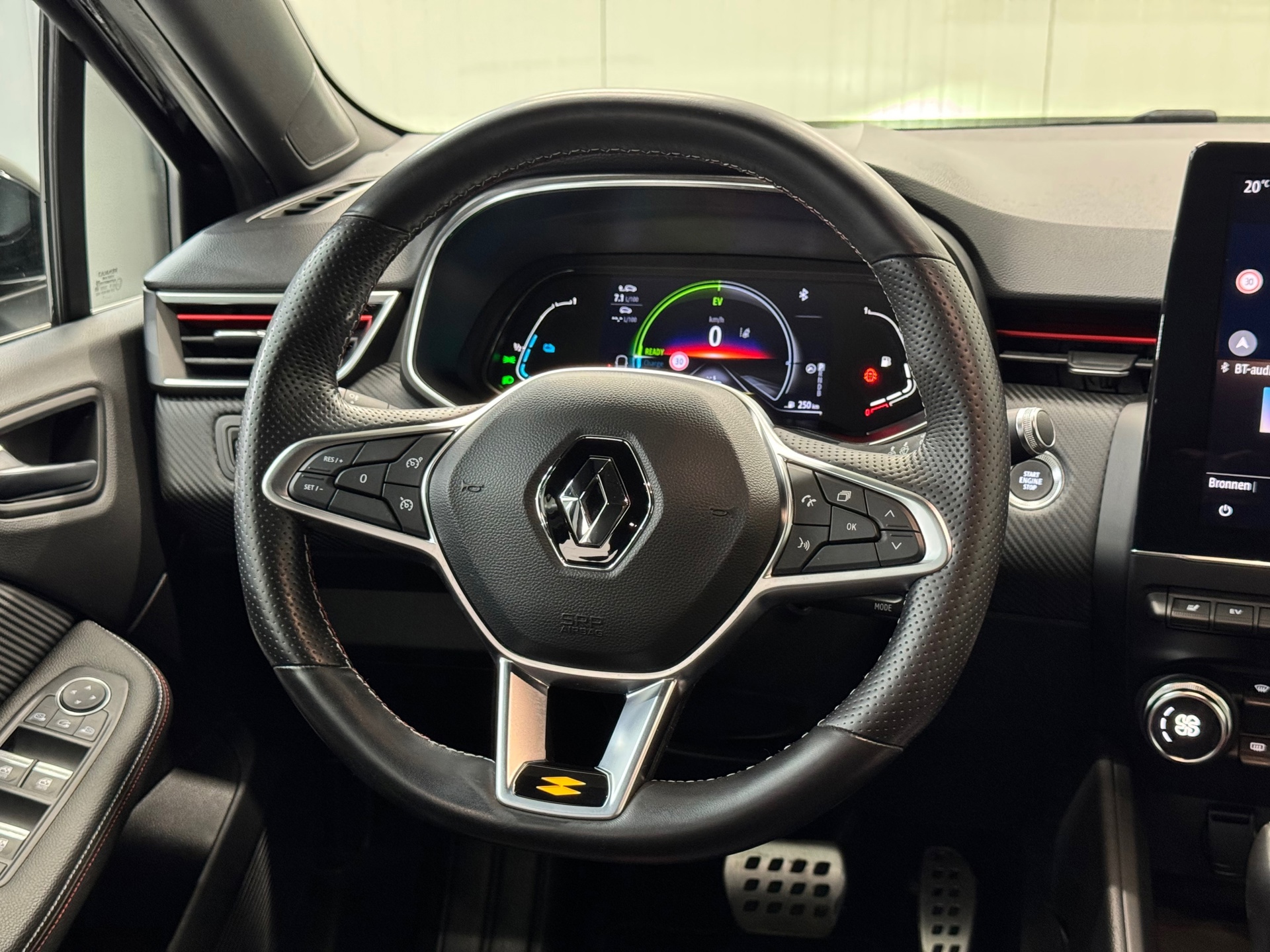 Renault Clio 1.6 E-Tech Hybrid 140 R.S. Line (2021), foto 10
