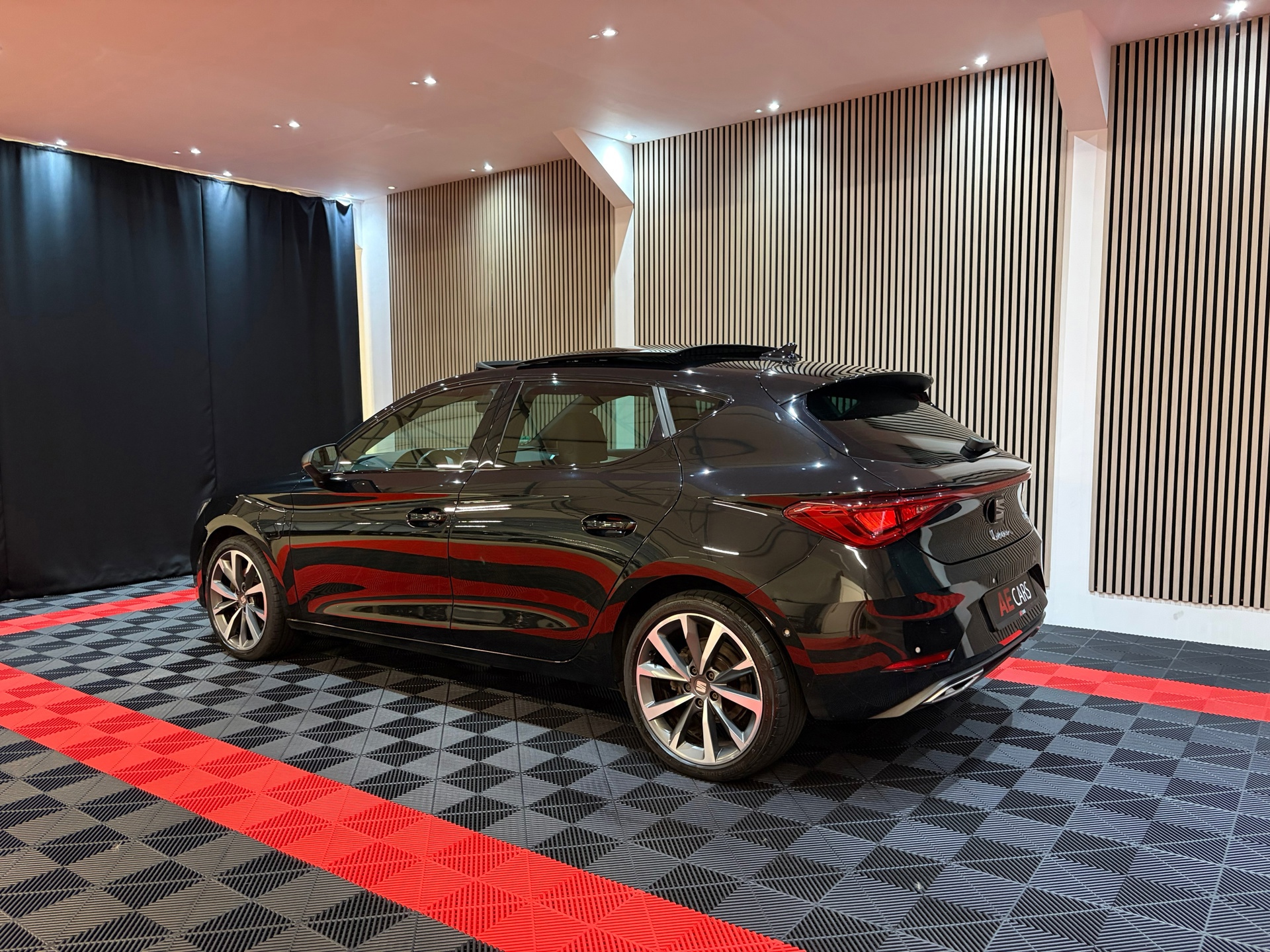 Seat Leon 1.4 TSI eHybrid PHEV FR Business Intense (2021), foto 13