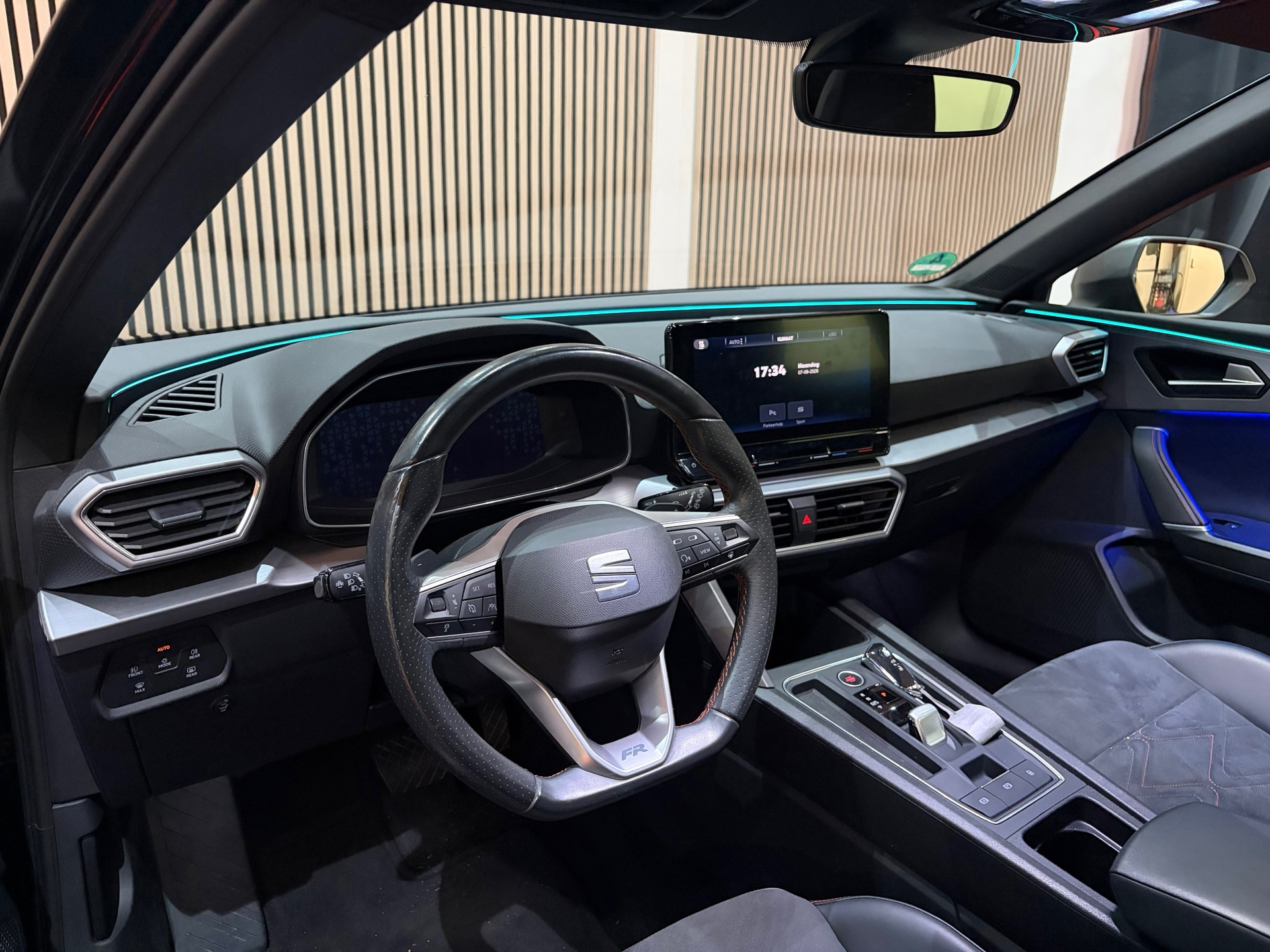 Seat Leon 1.4 TSI eHybrid PHEV FR Business Intense (2021), foto 18