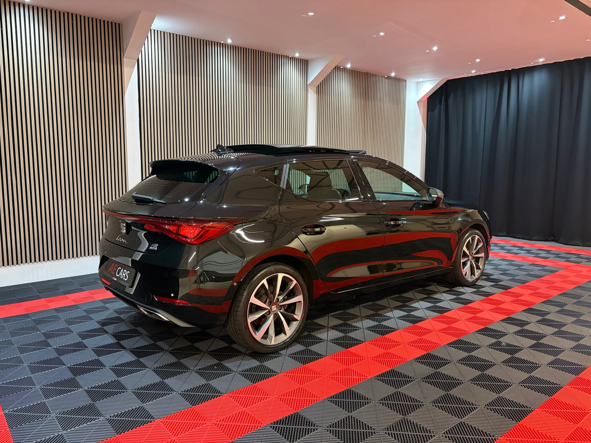 Seat Leon 1.4 TSI eHybrid PHEV FR Business Intense (2021), foto 6