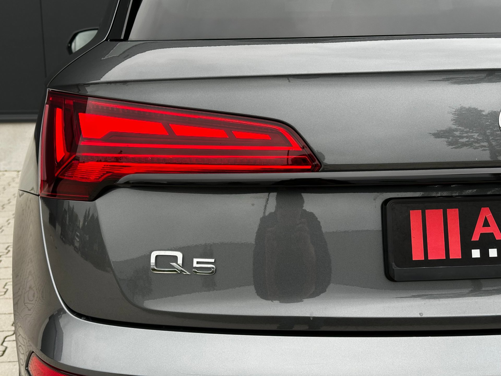 Audi Q5 50 TFSI e S-line (2023), foto 11