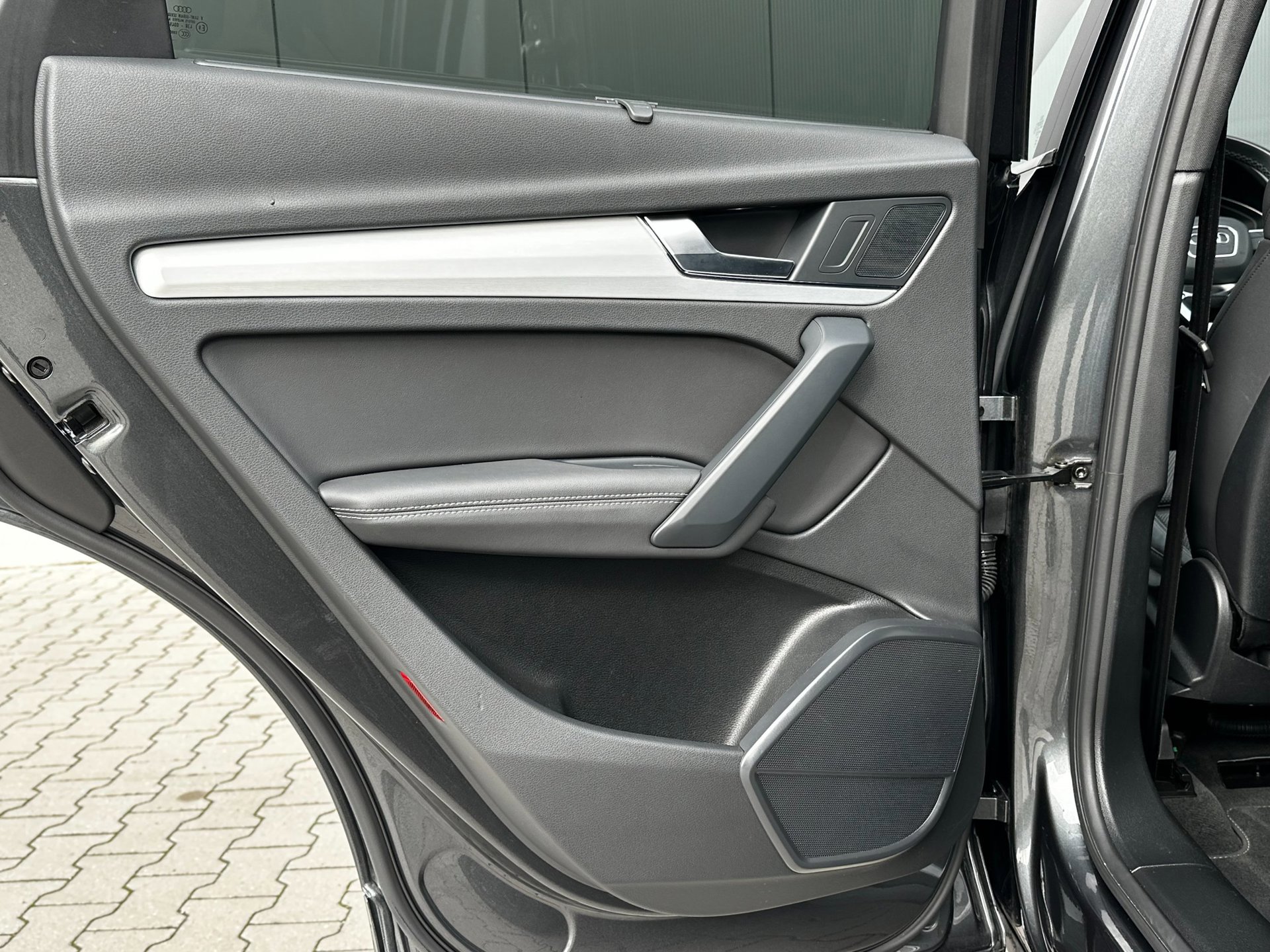 Audi Q5 50 TFSI e S-line (2023), foto 14