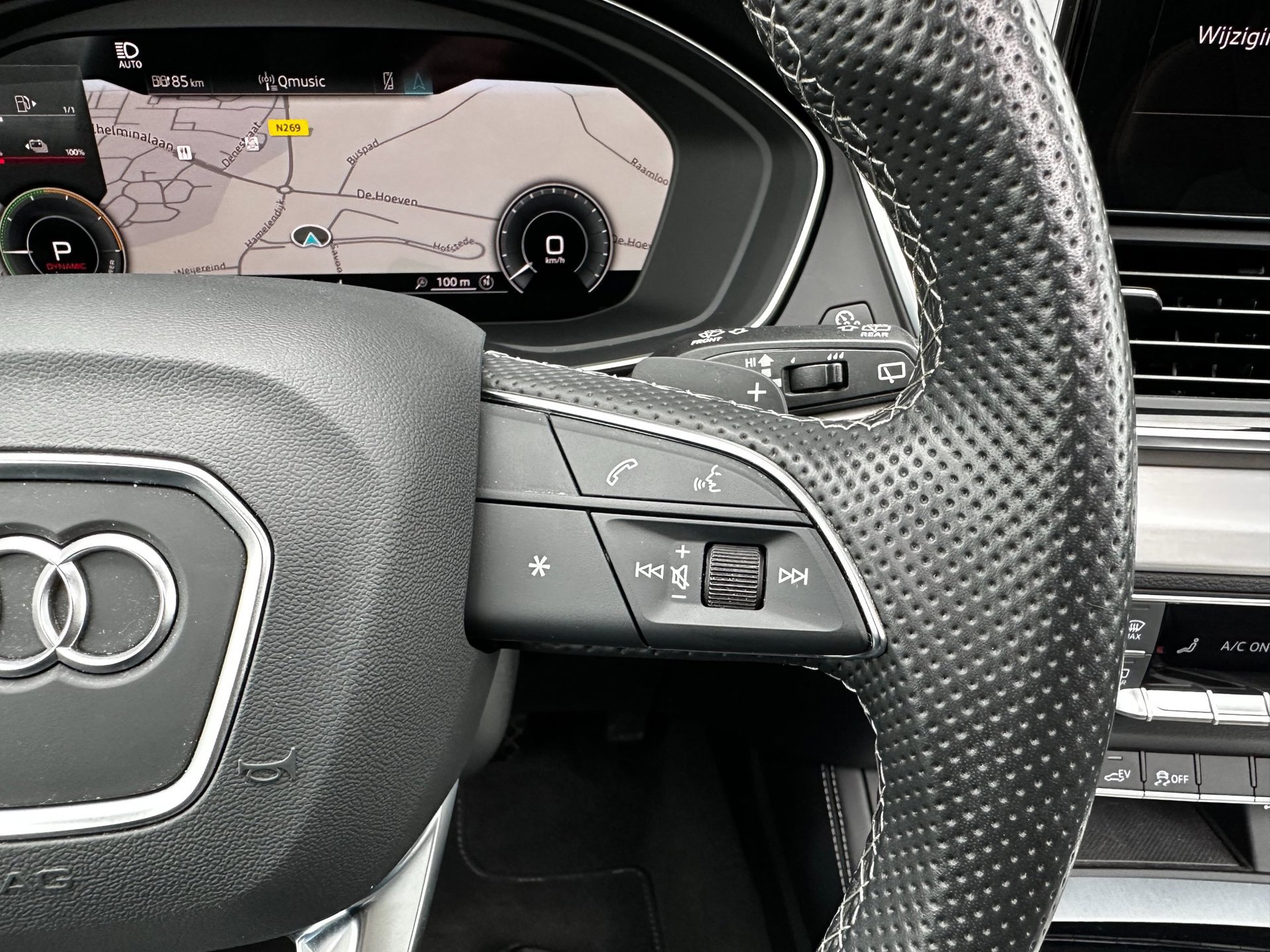 Audi Q5 50 TFSI e S-line (2023), foto 21