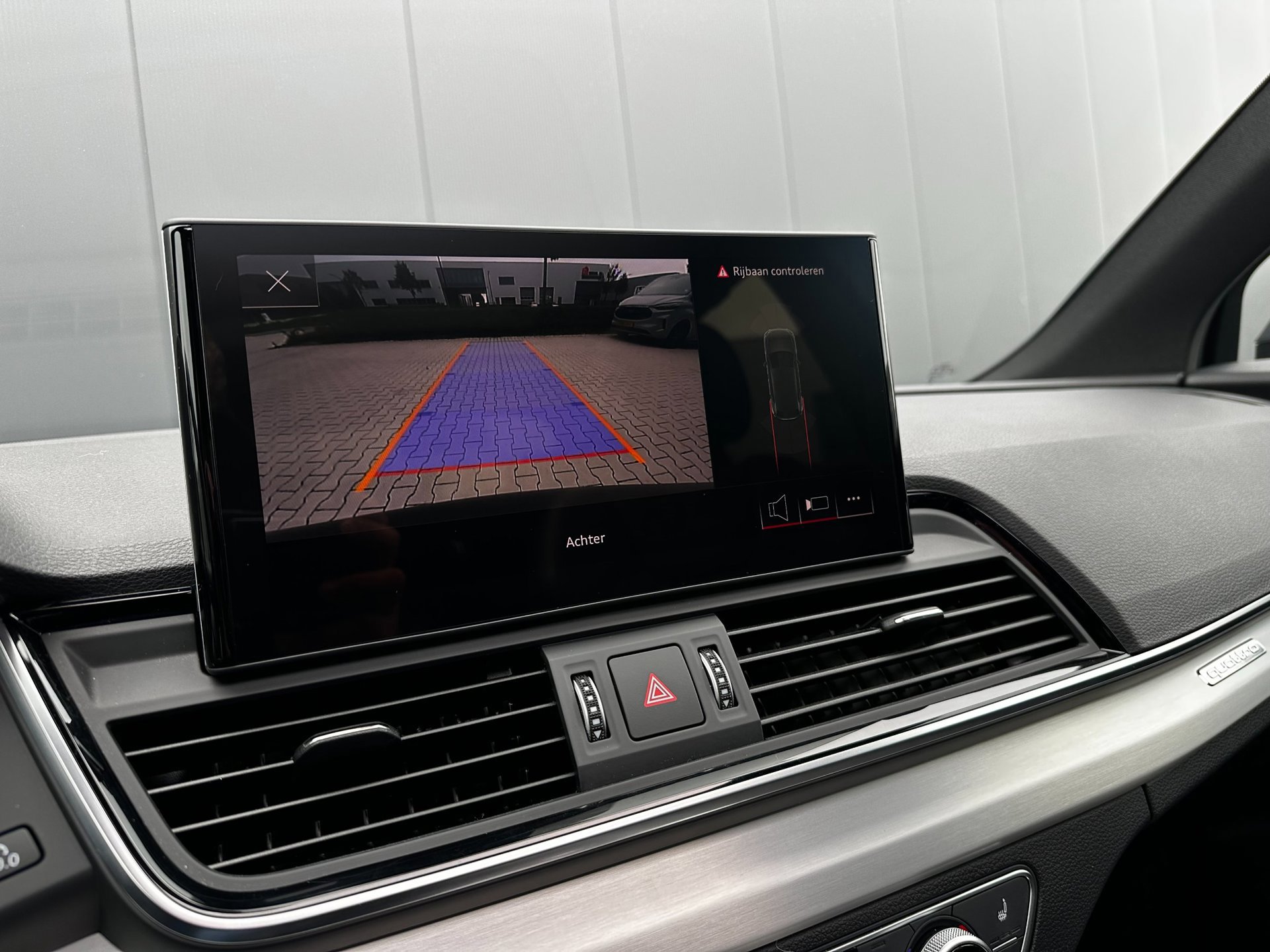 Audi Q5 50 TFSI e S-line (2023), foto 29