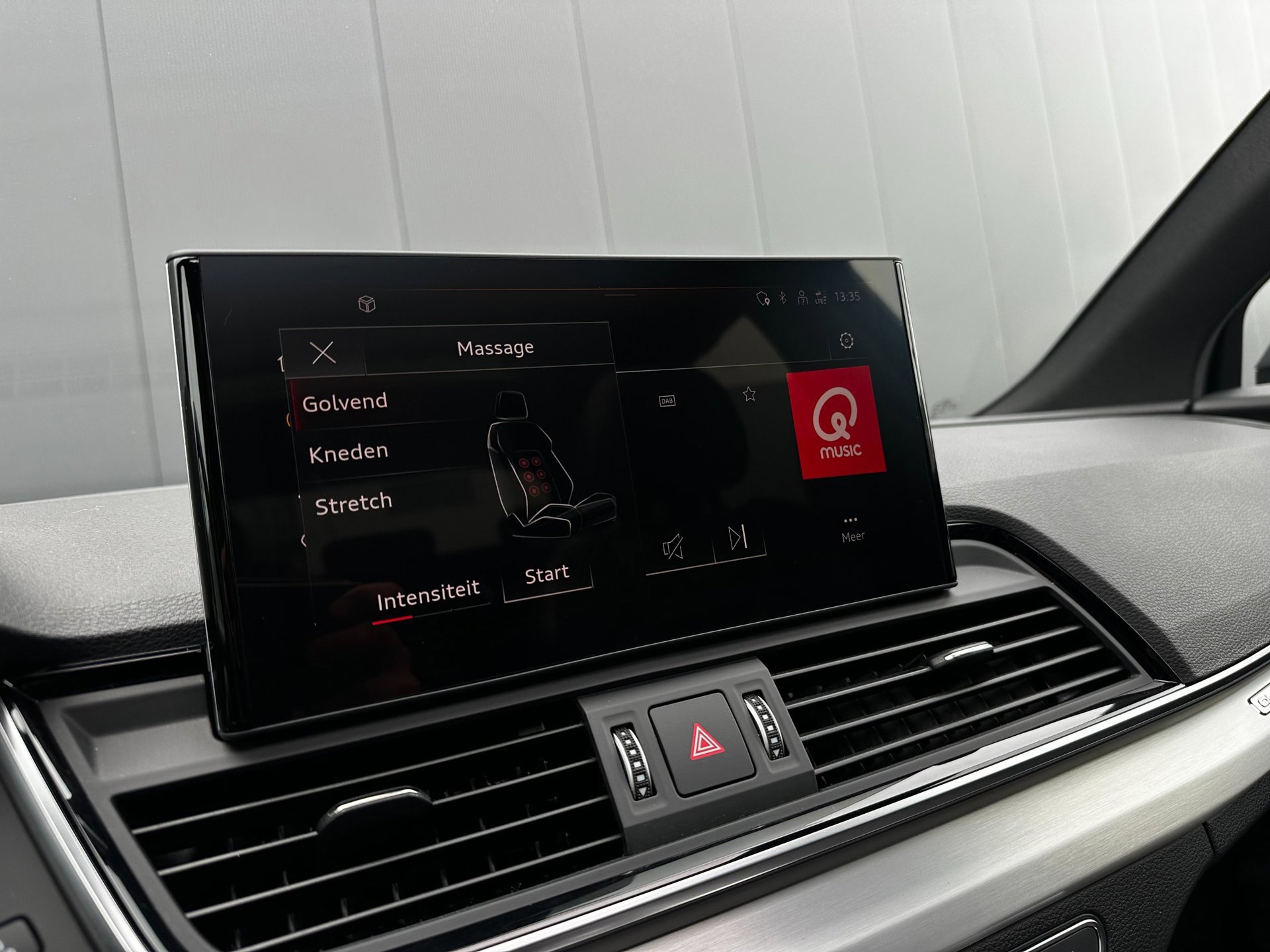 Audi Q5 50 TFSI e S-line (2023), foto 30