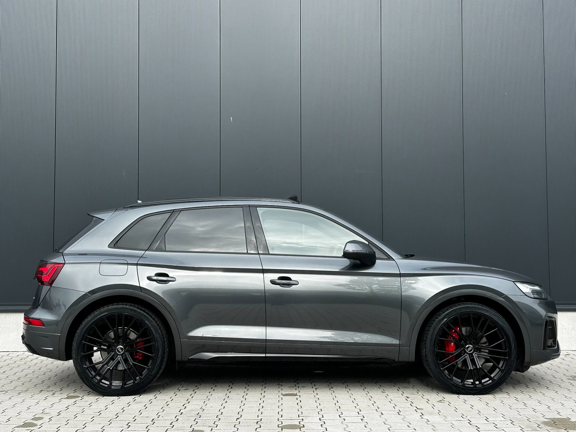 Audi Q5 50 TFSI e S-line (2023), foto 4