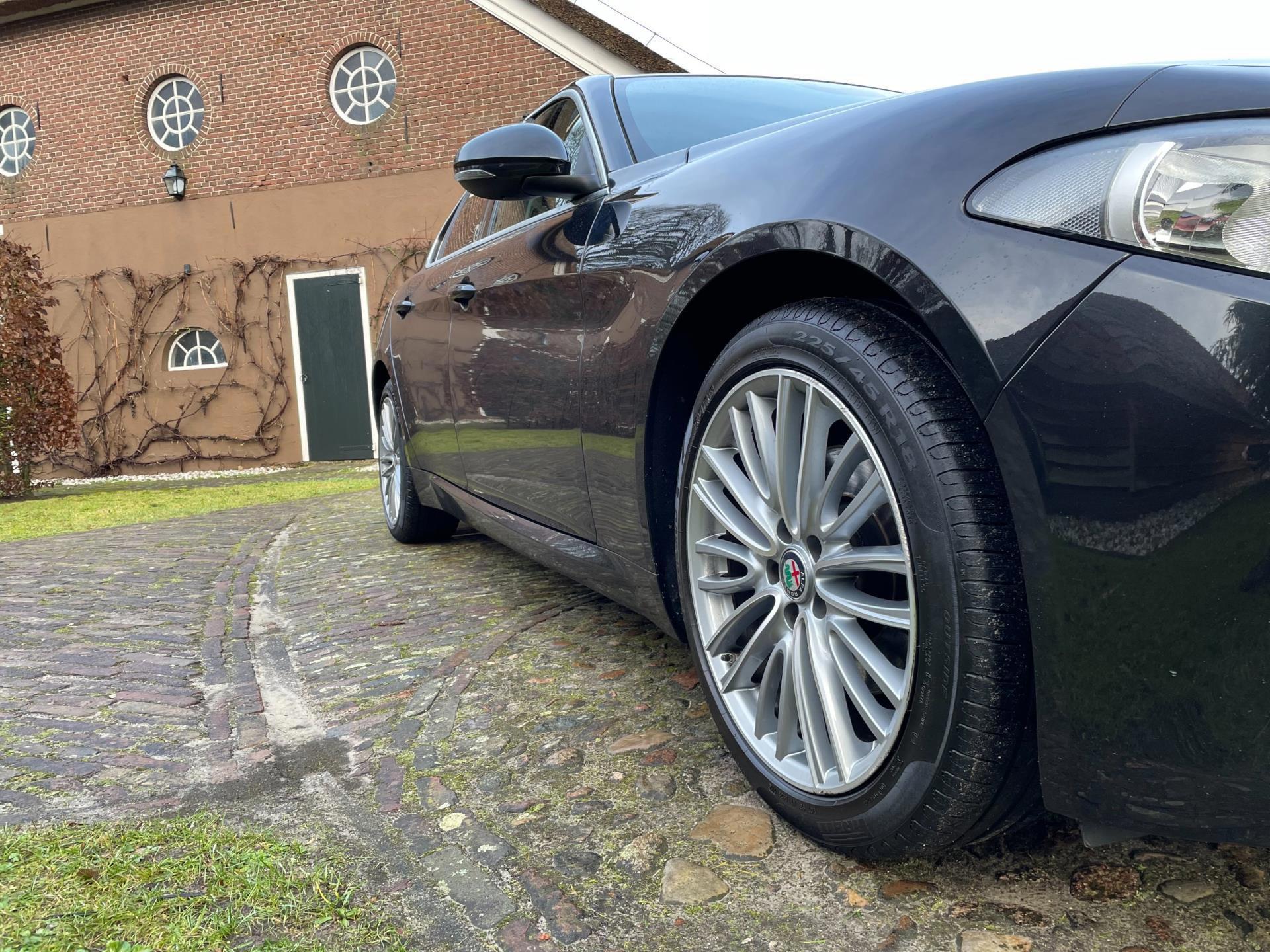 Alfa Romeo Giulia 2.2 Eco Business Super-NL AUTO (2016), foto 23