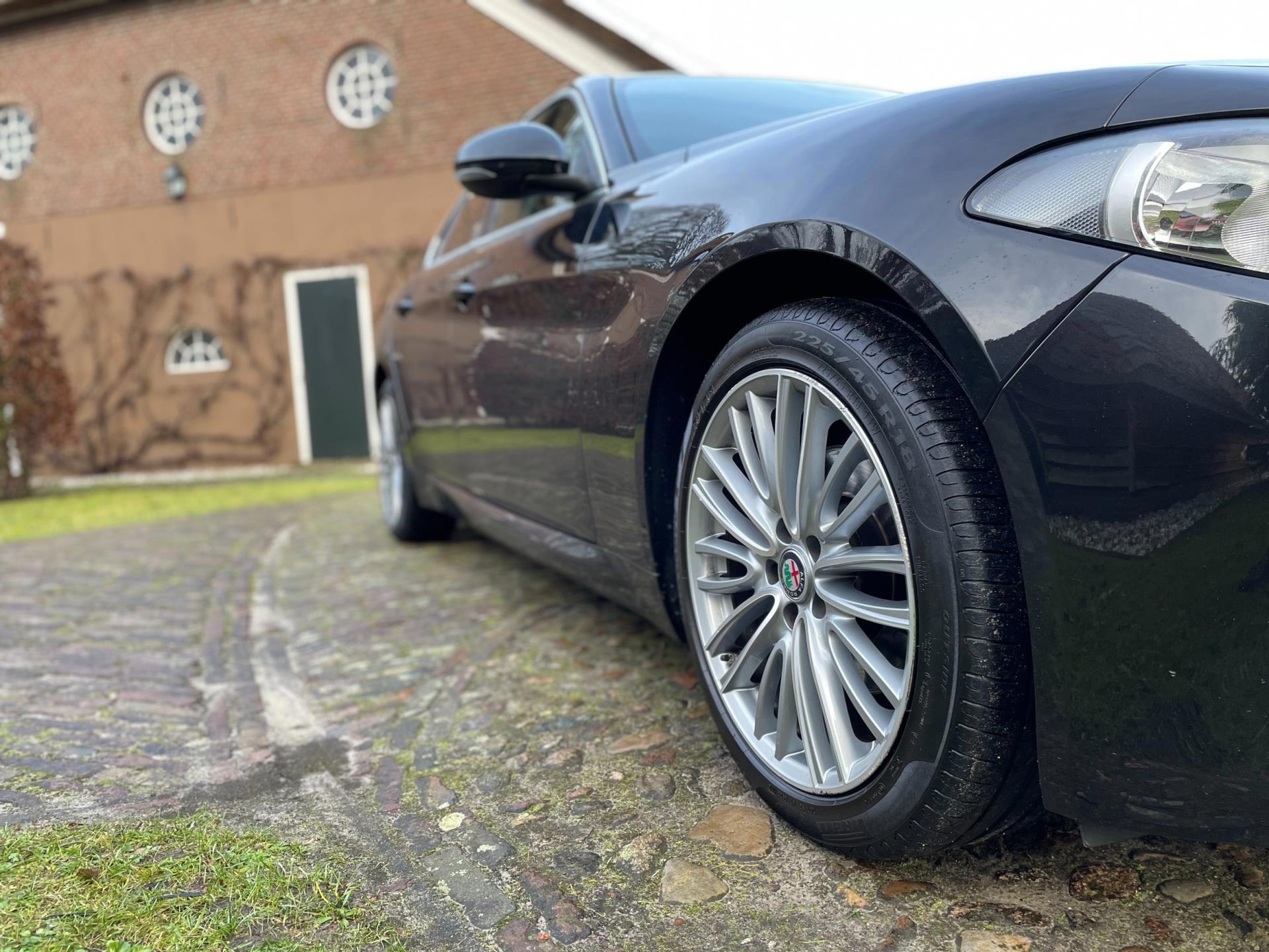 Alfa Romeo Giulia 2.2 Eco Business Super-NL AUTO (2016), foto 40