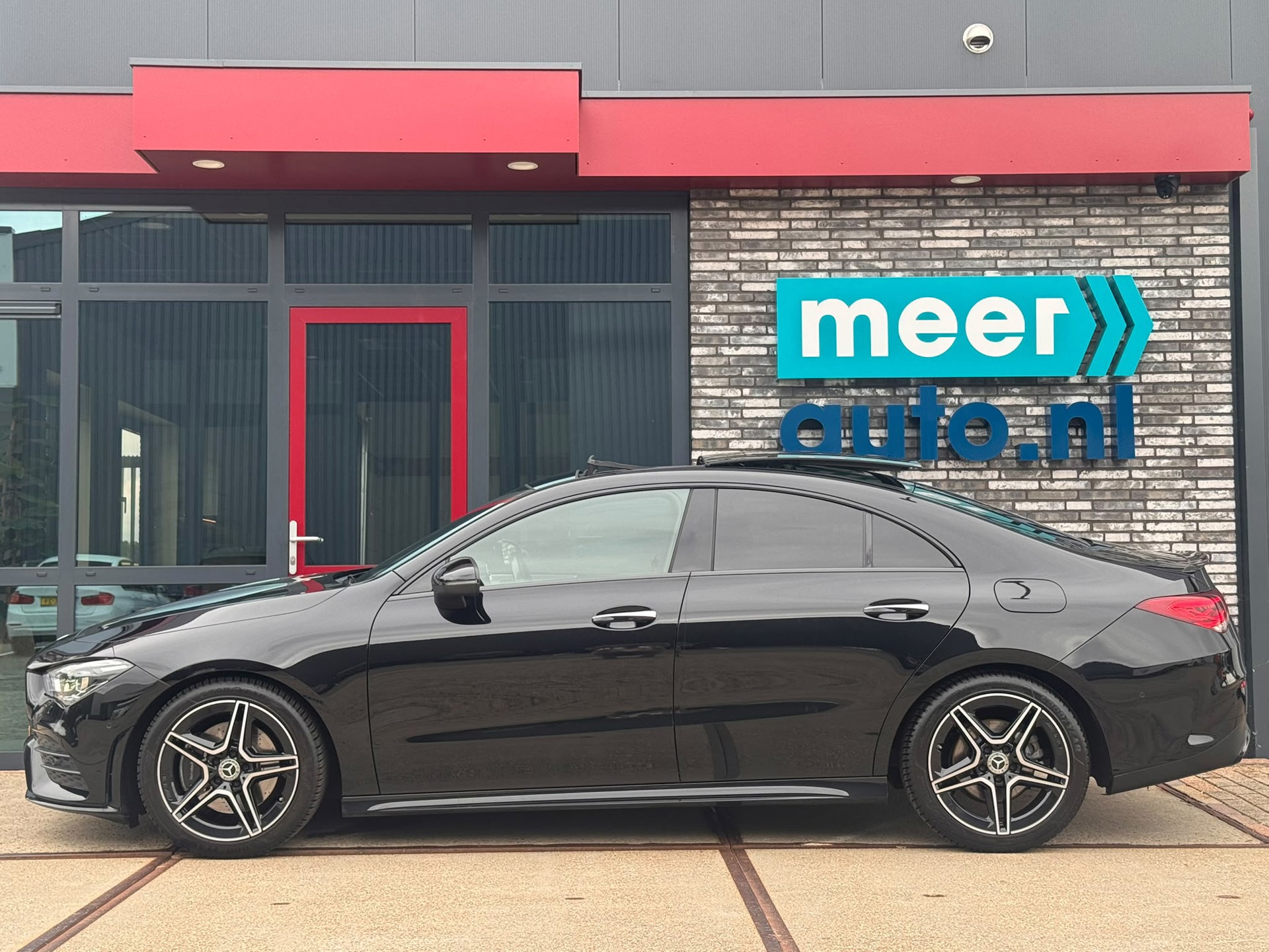Mercedes-Benz CLA-klasse 200 AMG (2021), foto 2