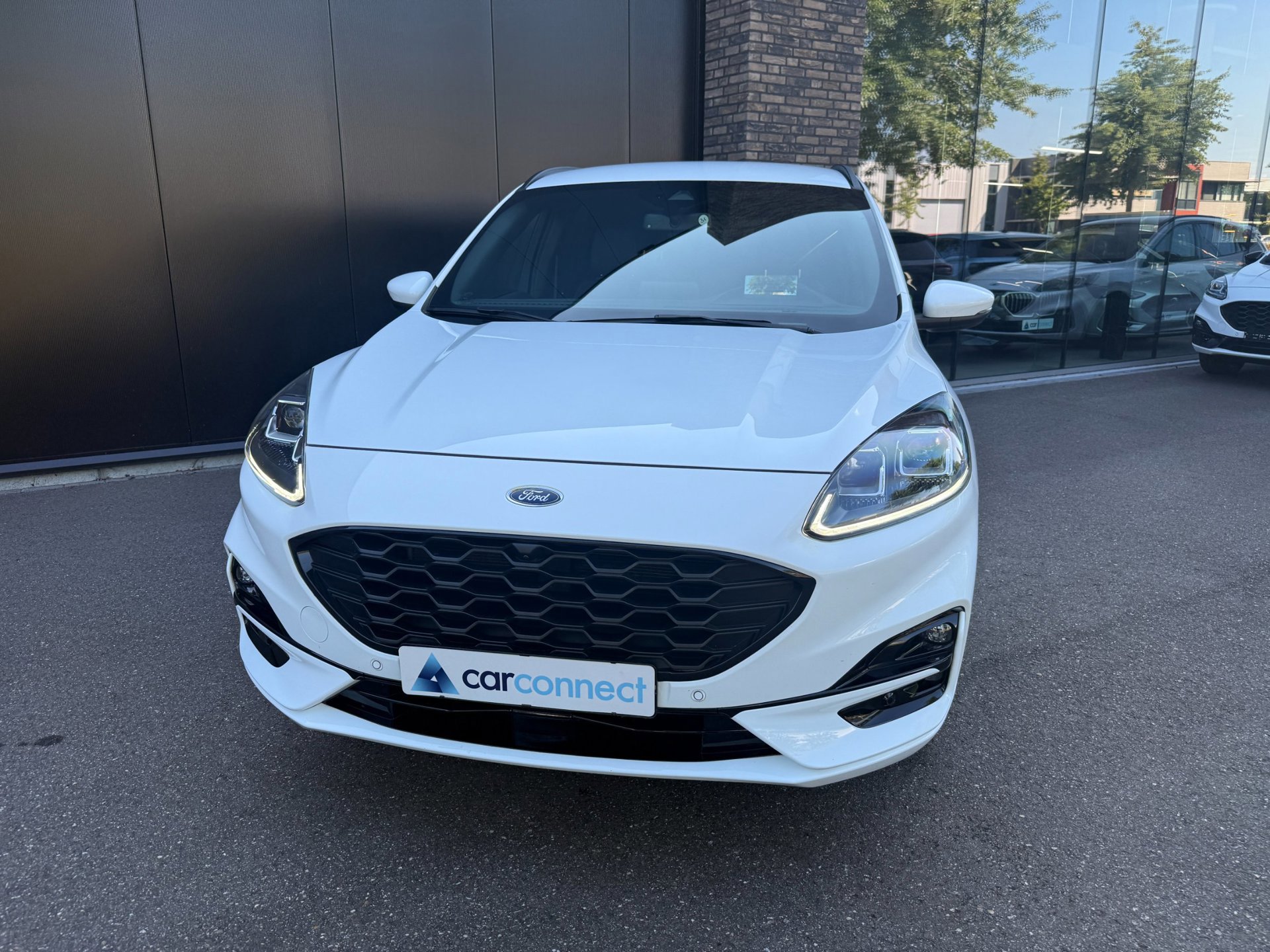 Ford Kuga 2.5 225pk PHEV ST-Line X (2023), foto 2