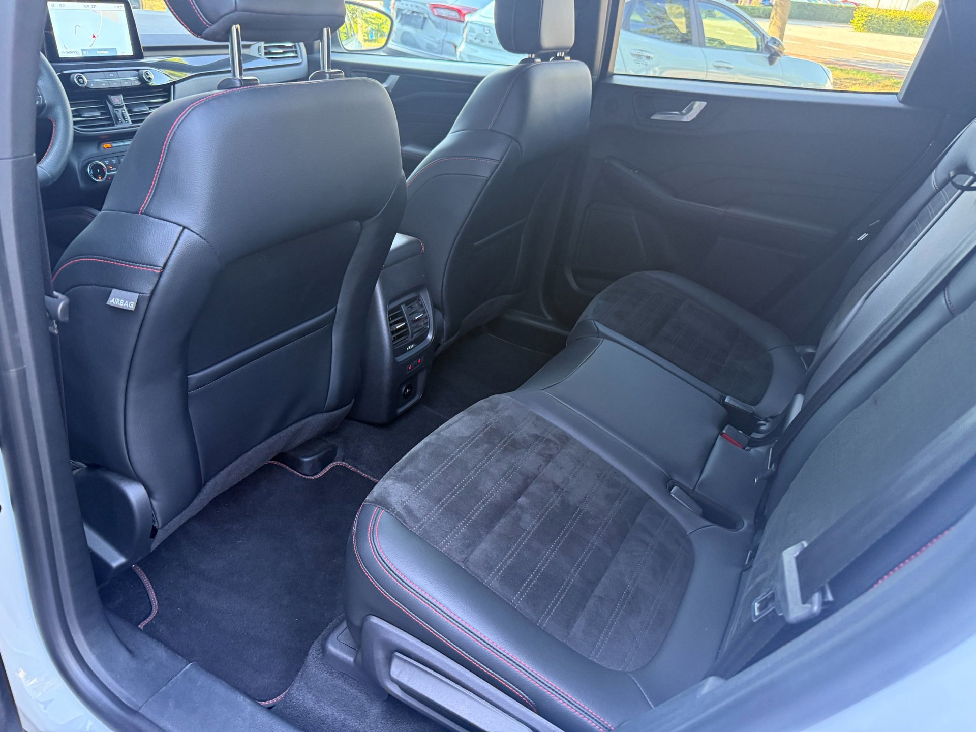 Ford Kuga 2.5 225pk PHEV ST-Line X (2023), foto 28