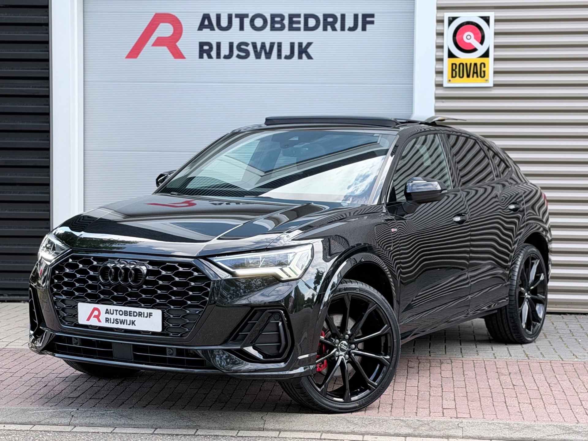 Audi Q3 Sportback 45 TFSI e S Edition (2022), foto 1