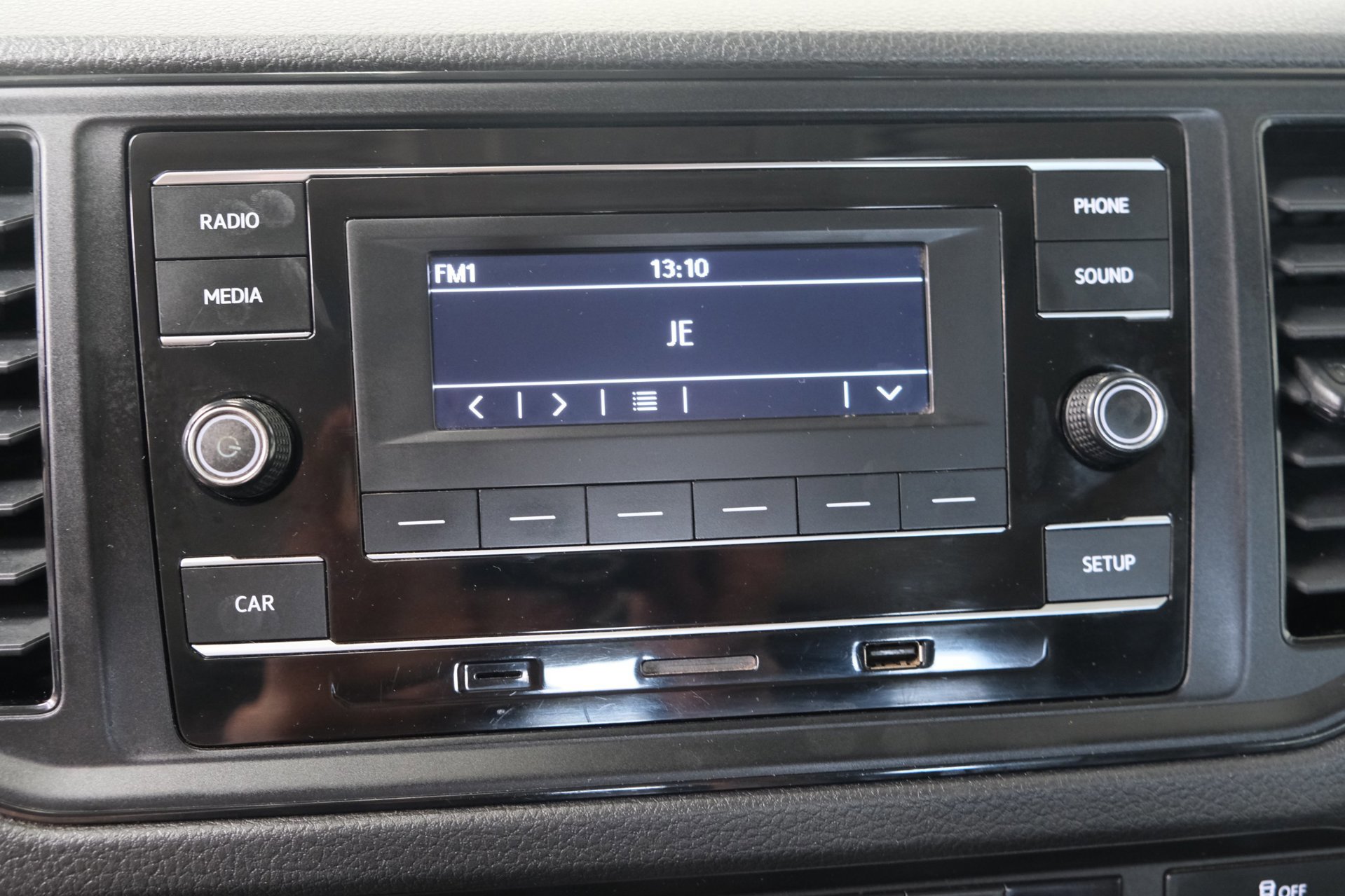 Volkswagen Crafter 50 2.0 TDI L4 DL DC Comfortline Pick-Up (2020), foto 21