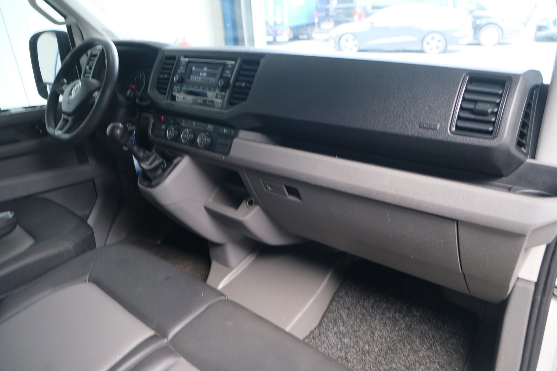 Volkswagen Crafter 50 2.0 TDI L4 DL DC Comfortline Pick-Up (2020), foto 7