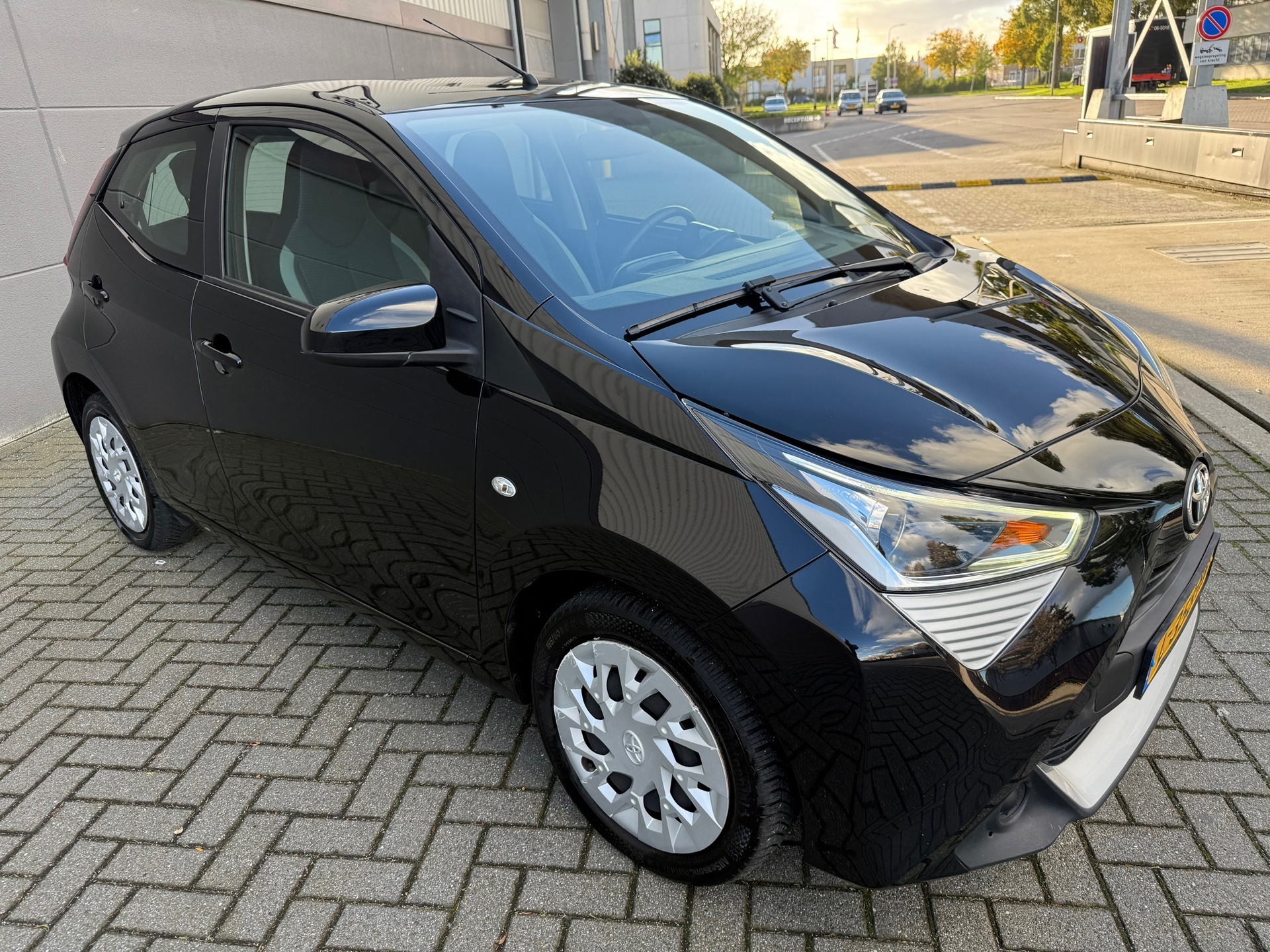 Toyota Aygo 1.0 VVT-i x-play (2021), foto 3