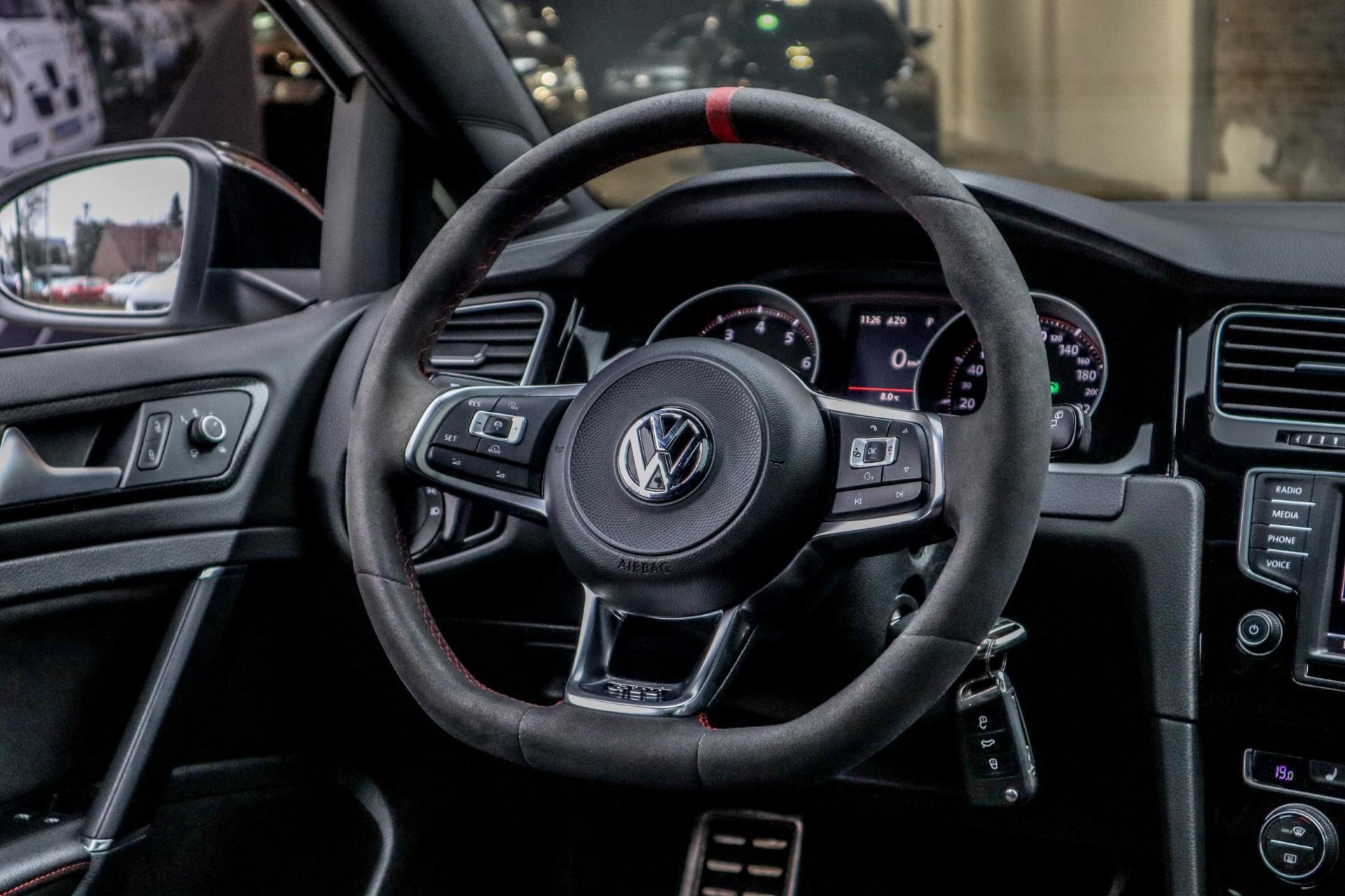 Volkswagen Golf 2.0 TSI GTI Clubsport (2017), foto 15