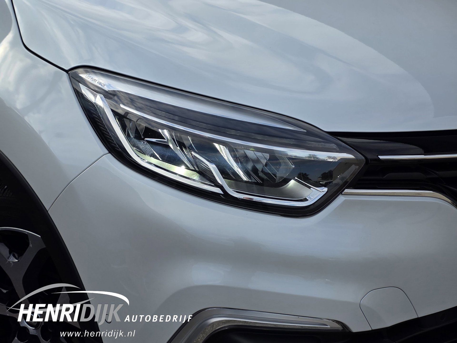 Renault Captur 1.2 TCe Crossborder (2017), foto 3