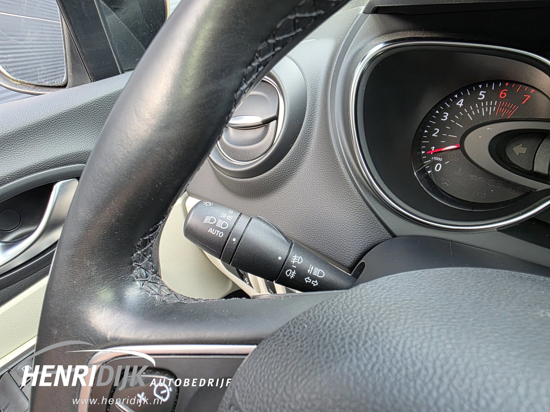 Renault Captur 1.2 TCe Crossborder (2017), foto 22
