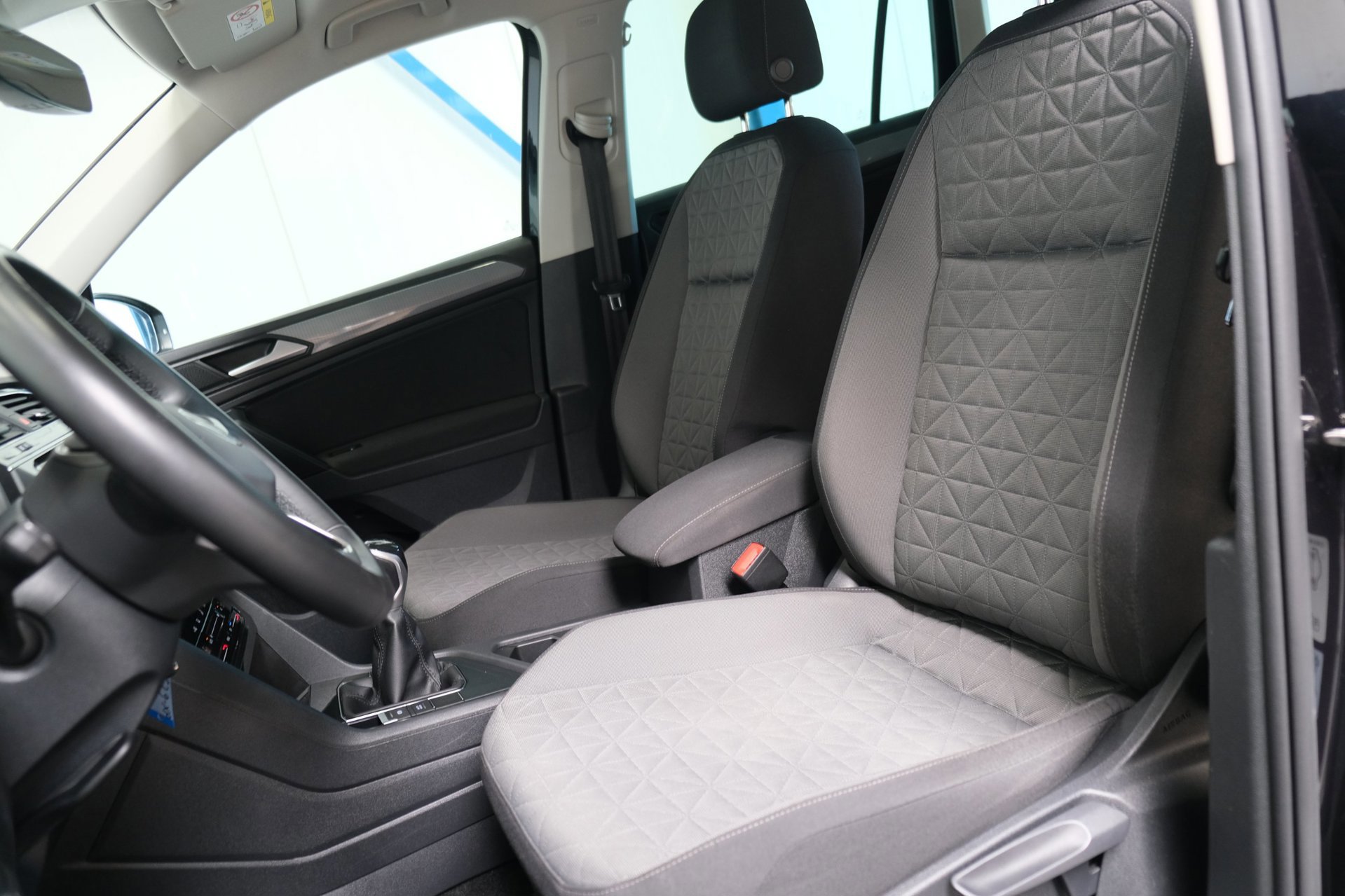 Volkswagen Tiguan 1.5 TSI Life (2021), foto 13