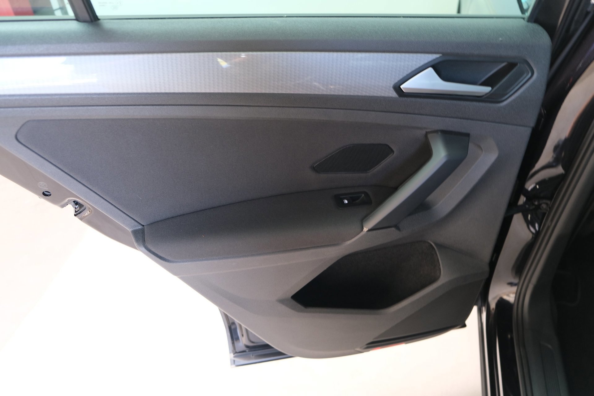 Volkswagen Tiguan 1.5 TSI Life (2021), foto 8