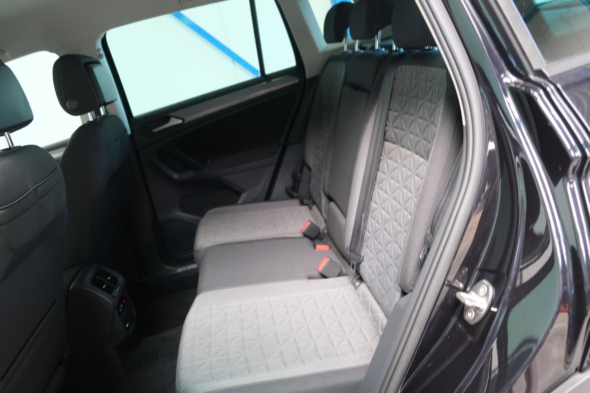 Volkswagen Tiguan 1.5 TSI Life (2021), foto 9