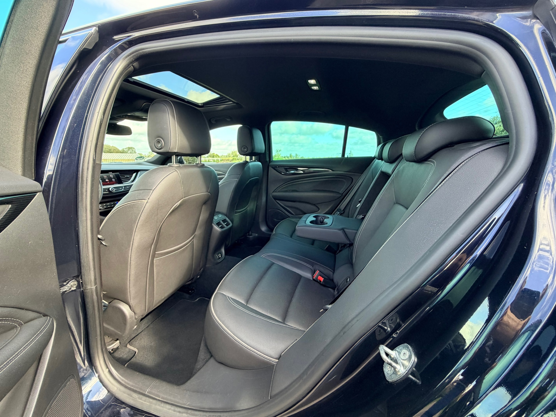 Opel Insignia Grand Sport 1.5 Turbo Innovation OPC Line (2018), foto 9