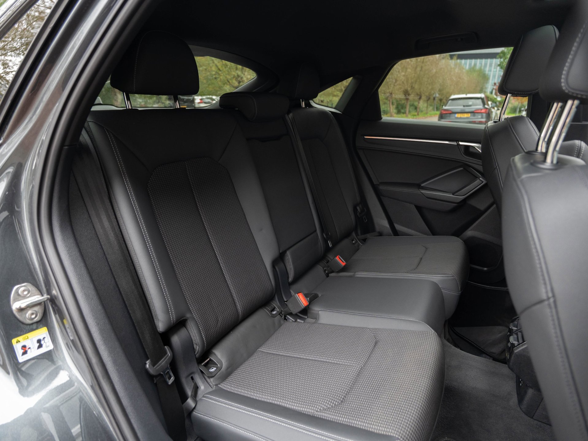 Audi Q3 Sportback 45 TFSI e S Edition (2023), foto 18