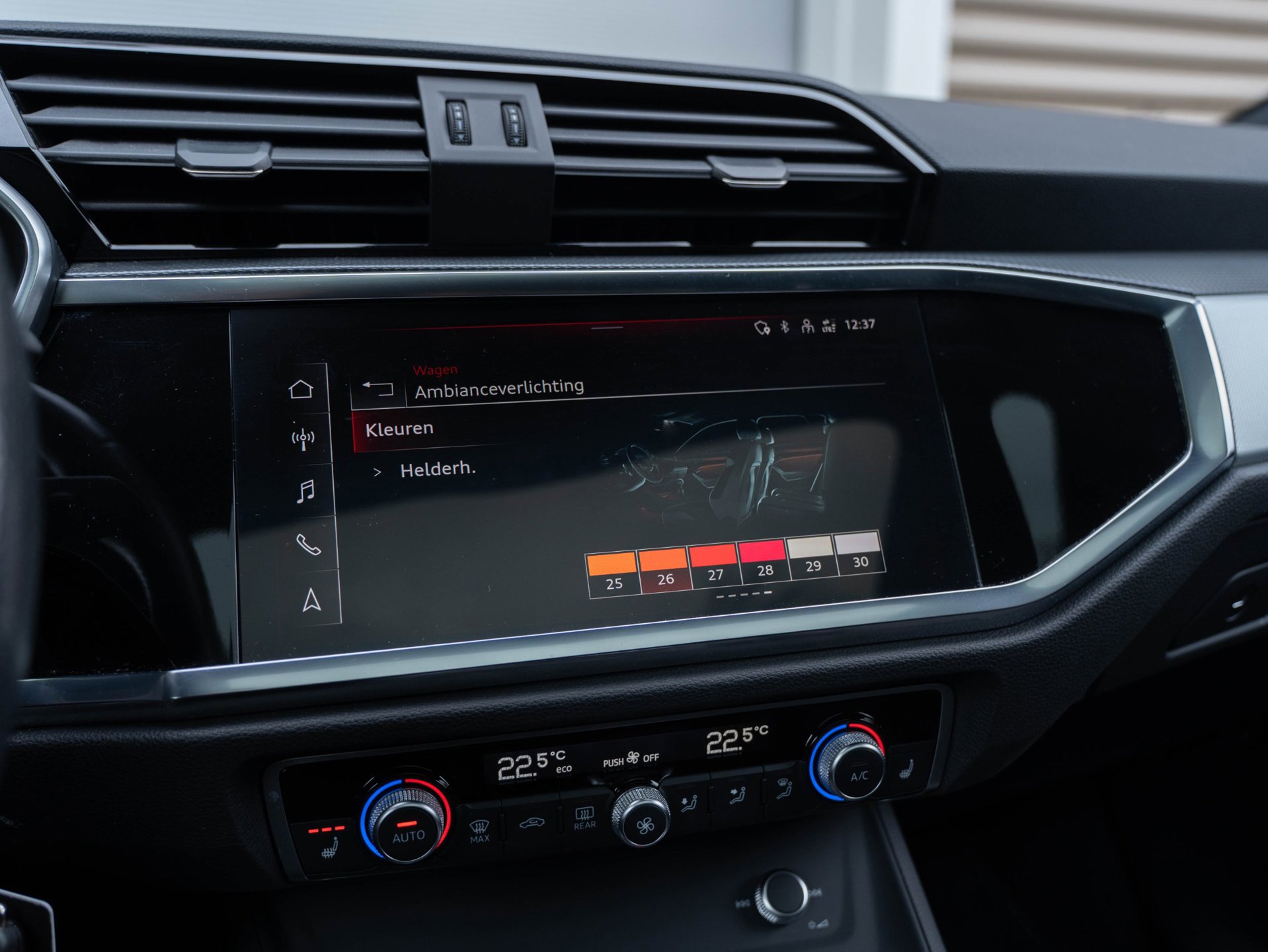 Audi Q3 Sportback 45 TFSI e S Edition (2023), foto 35