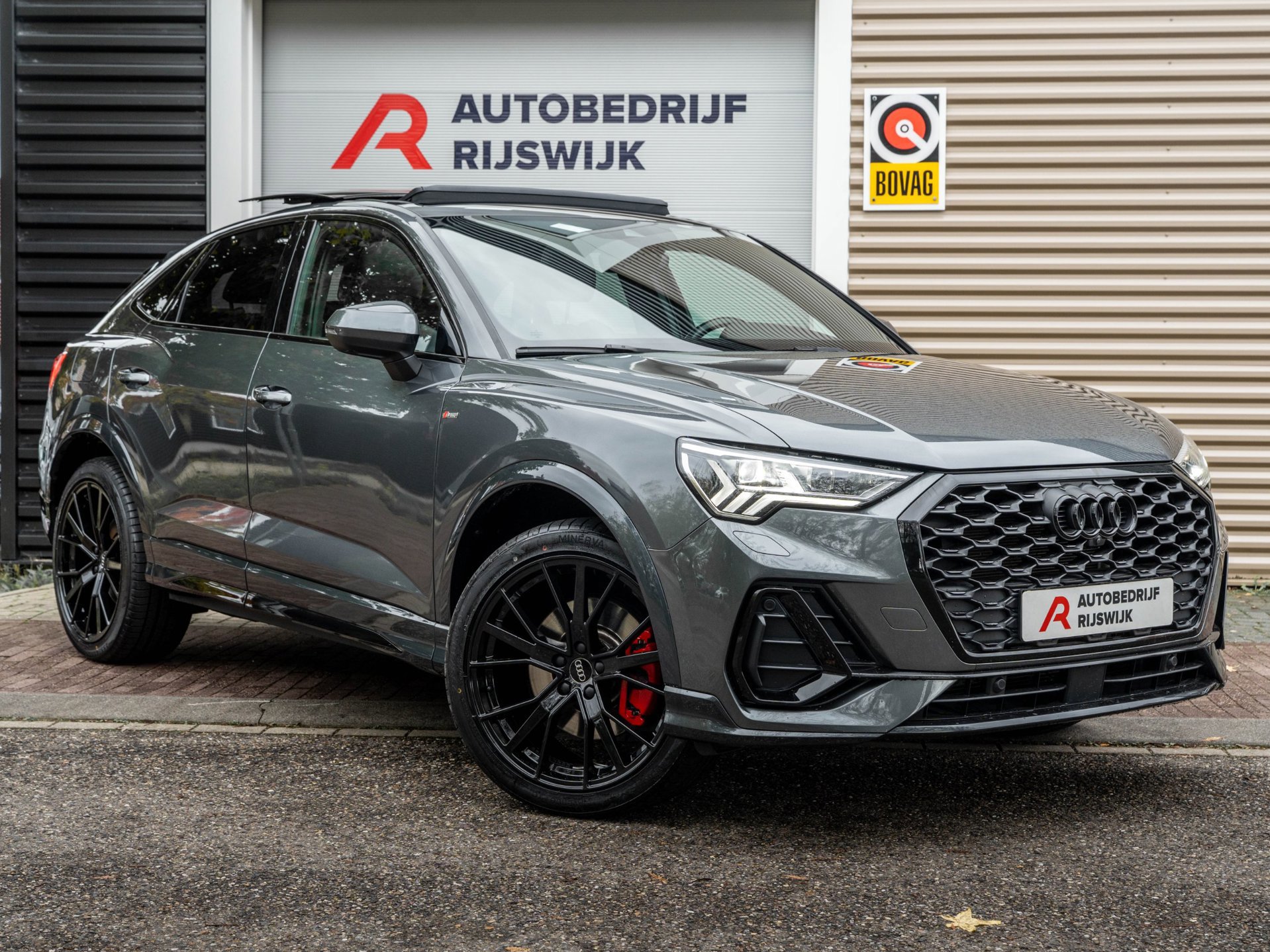Audi Q3 Sportback 45 TFSI e S Edition (2023), foto 6