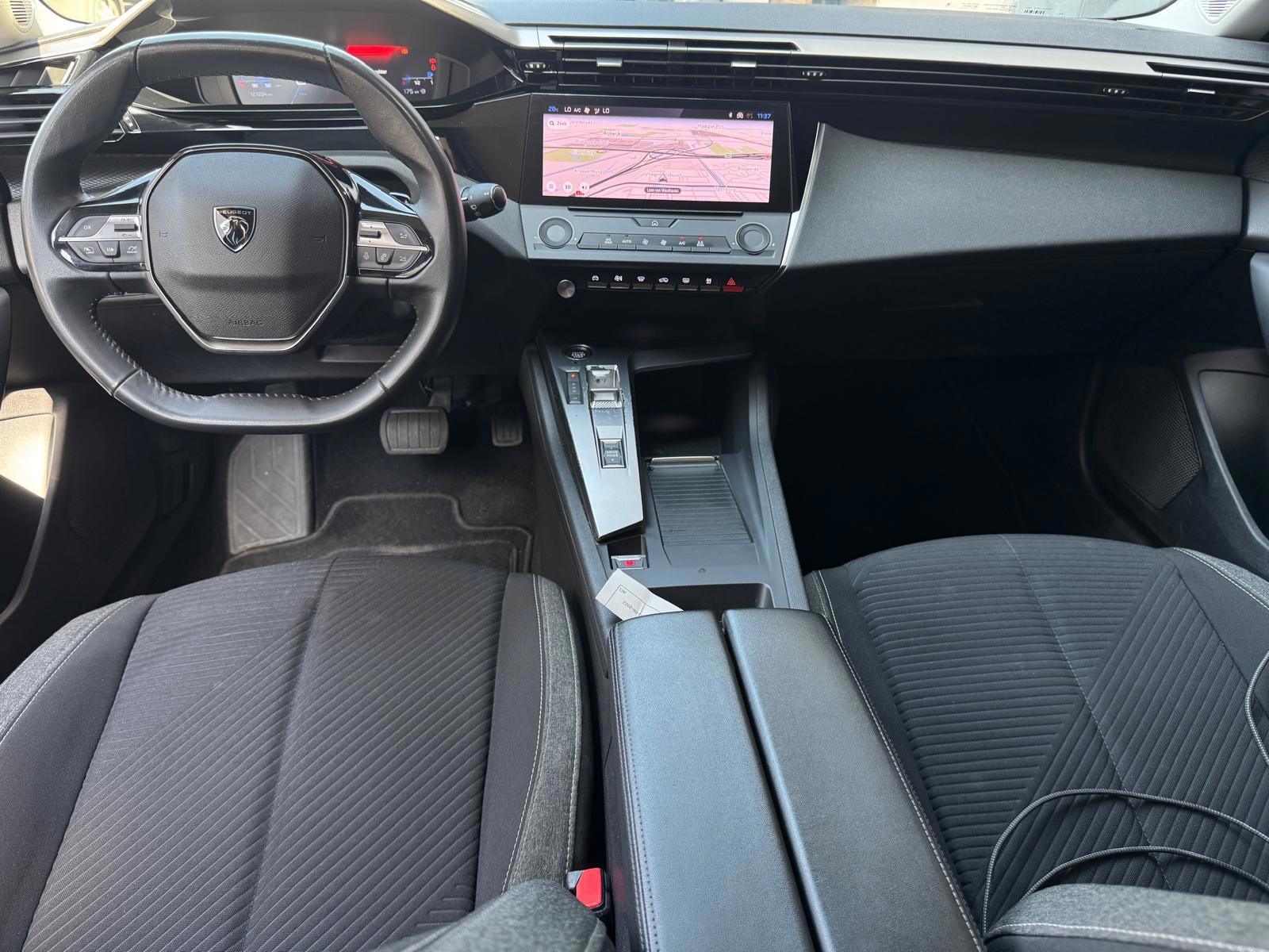 Peugeot 308 SW 1.2 PureTech Active Pack Business (2022), foto 8