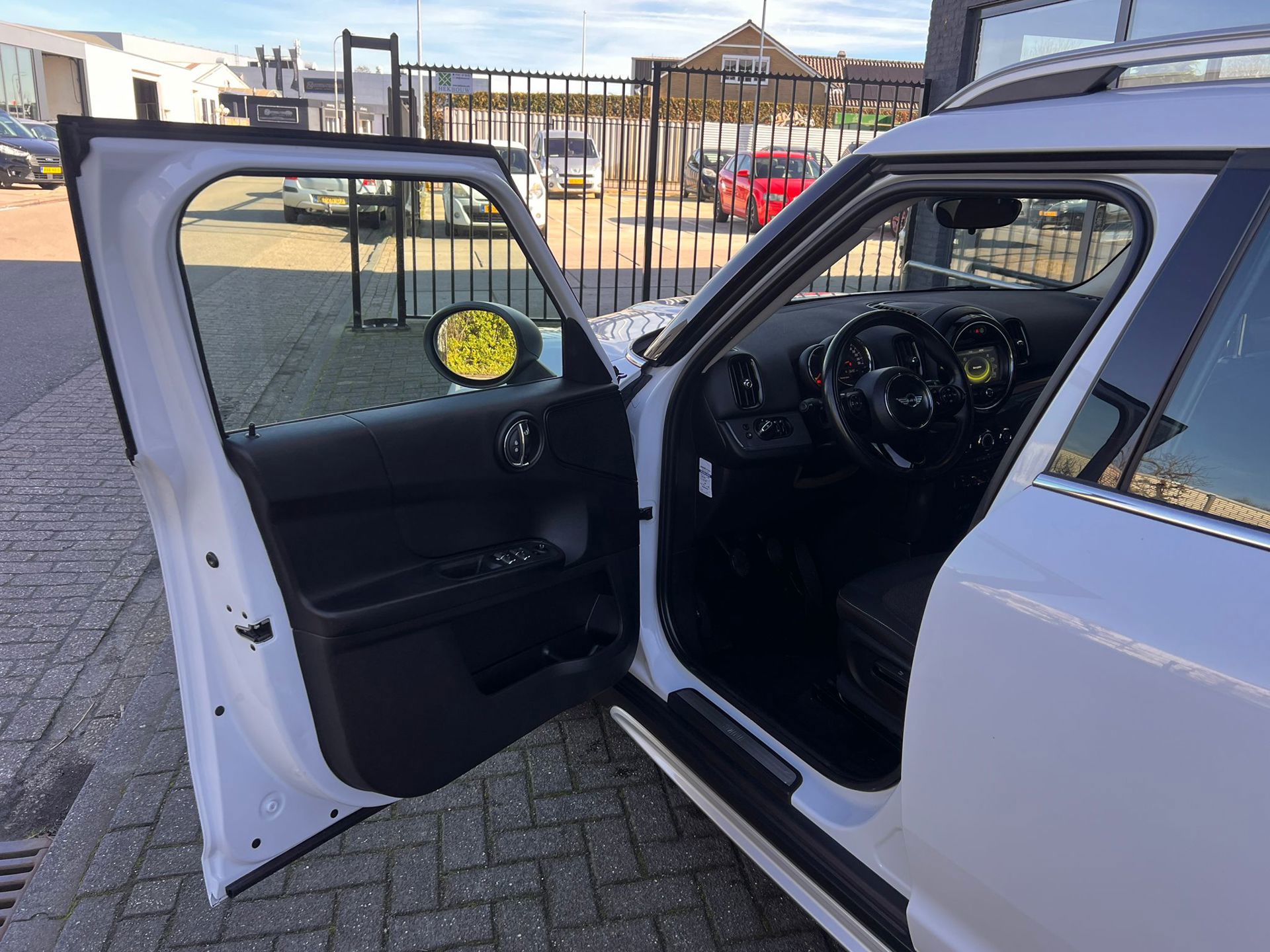 Mini Countryman 1.5 One Salt (2017), foto 3