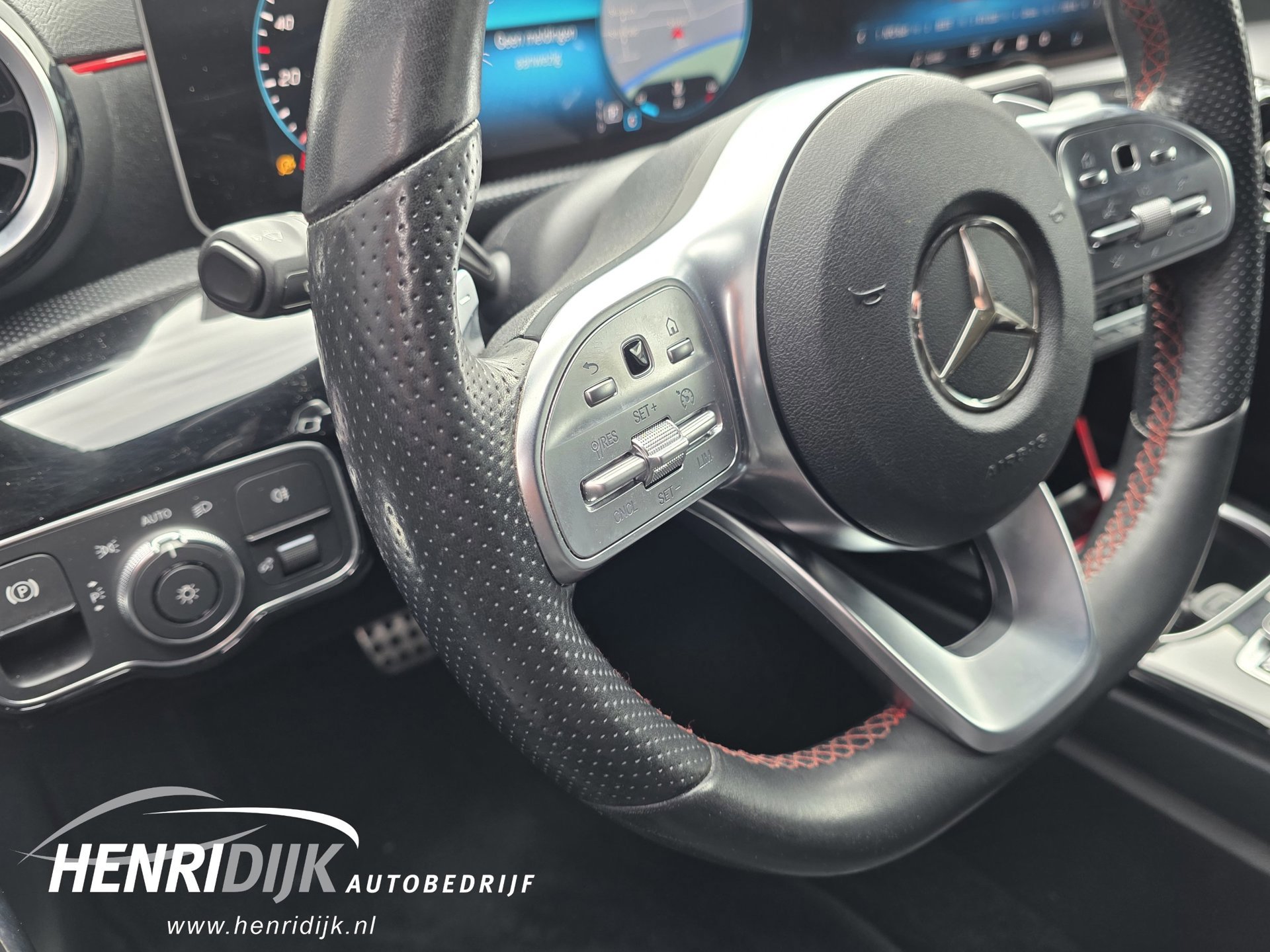 Mercedes-Benz A-klasse 250 Advantage AMG Widescreen (2018), foto 17