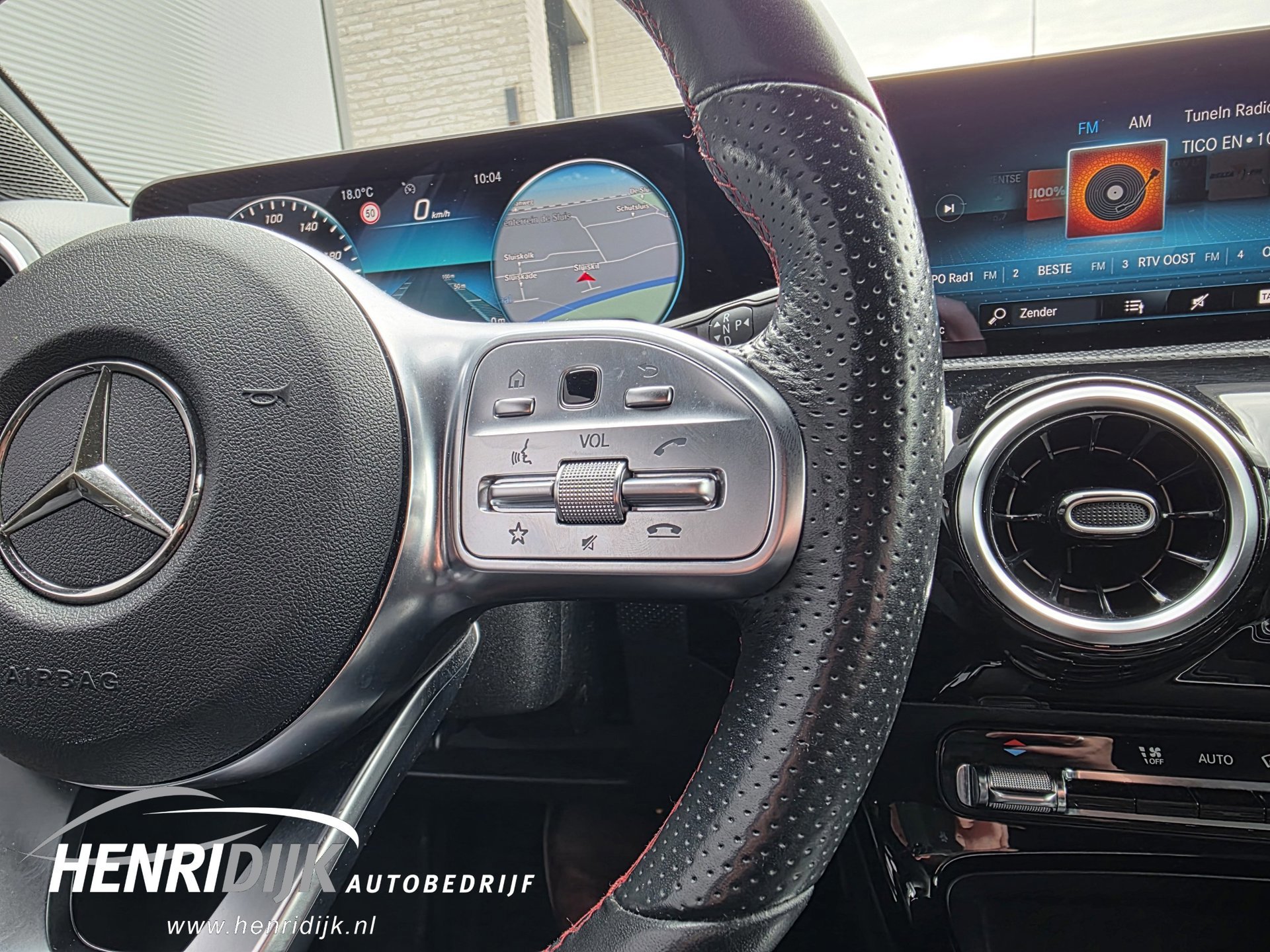 Mercedes-Benz A-klasse 250 Advantage AMG Widescreen (2018), foto 21