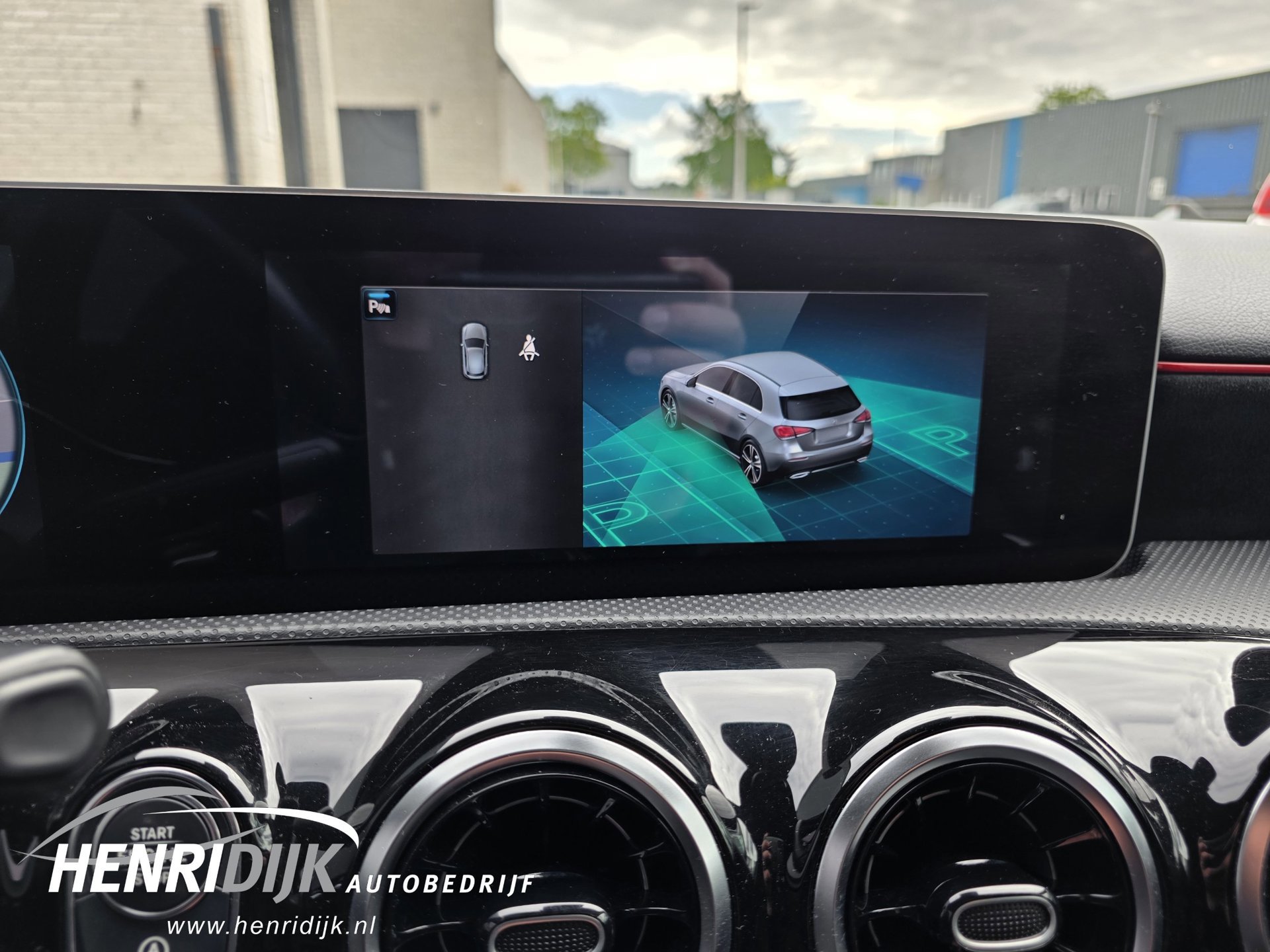 Mercedes-Benz A-klasse 250 Advantage AMG Widescreen (2018), foto 29