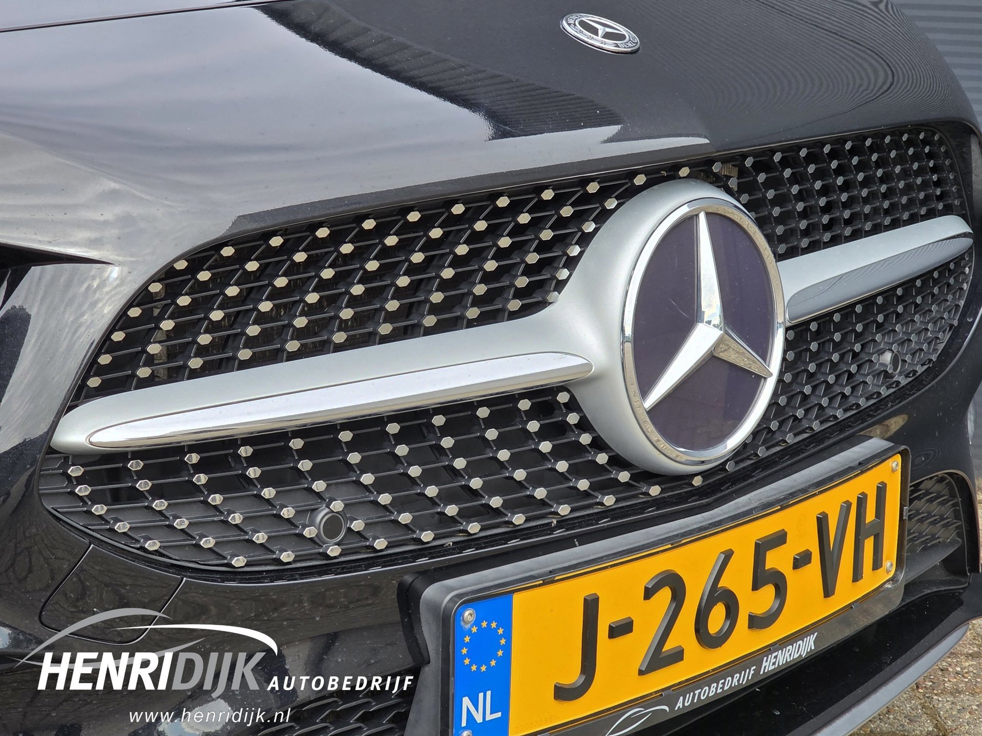 Mercedes-Benz A-klasse 250 Advantage AMG Widescreen (2018), foto 4