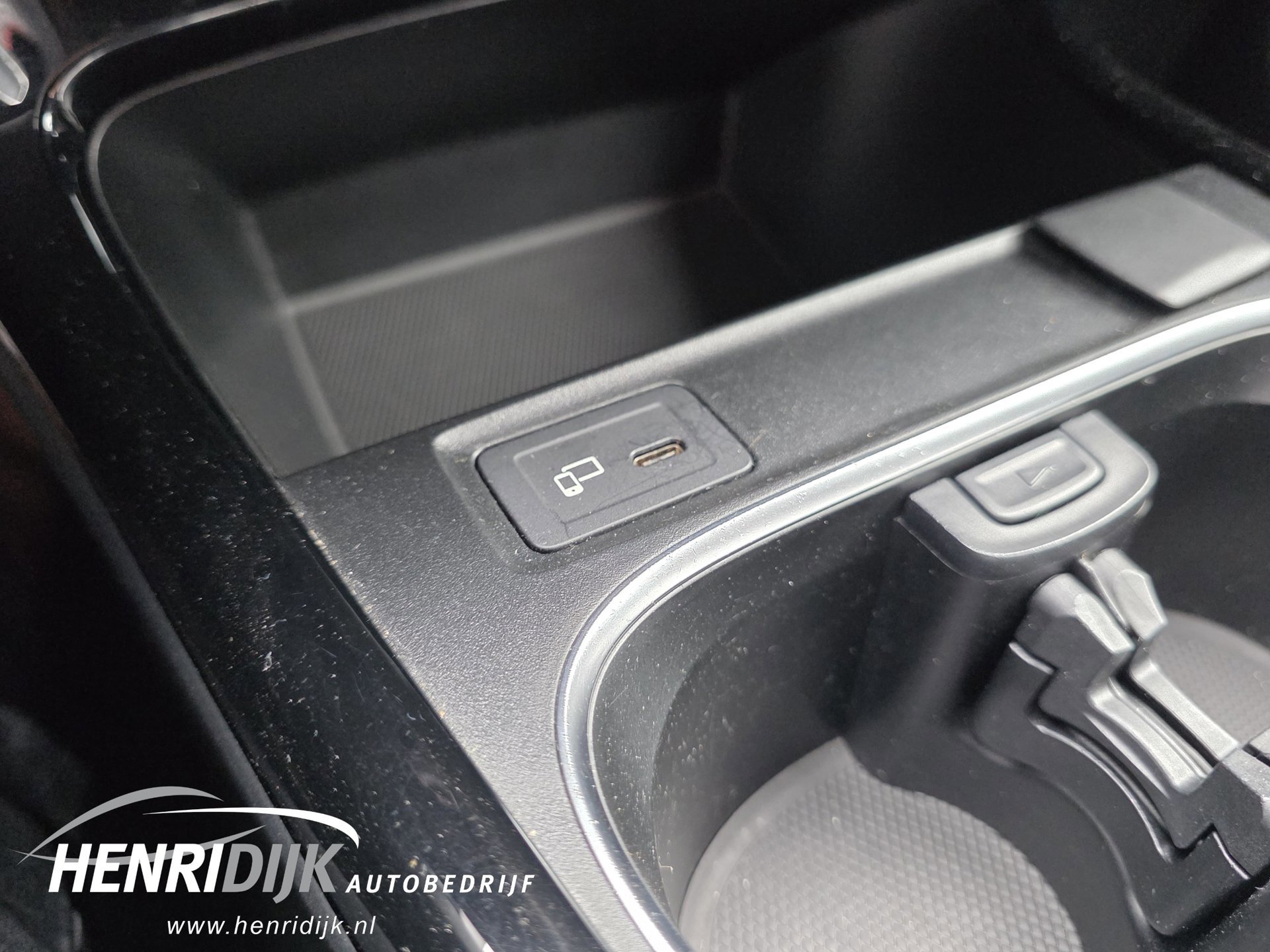 Mercedes-Benz A-klasse 250 Advantage AMG Widescreen (2018), foto 37