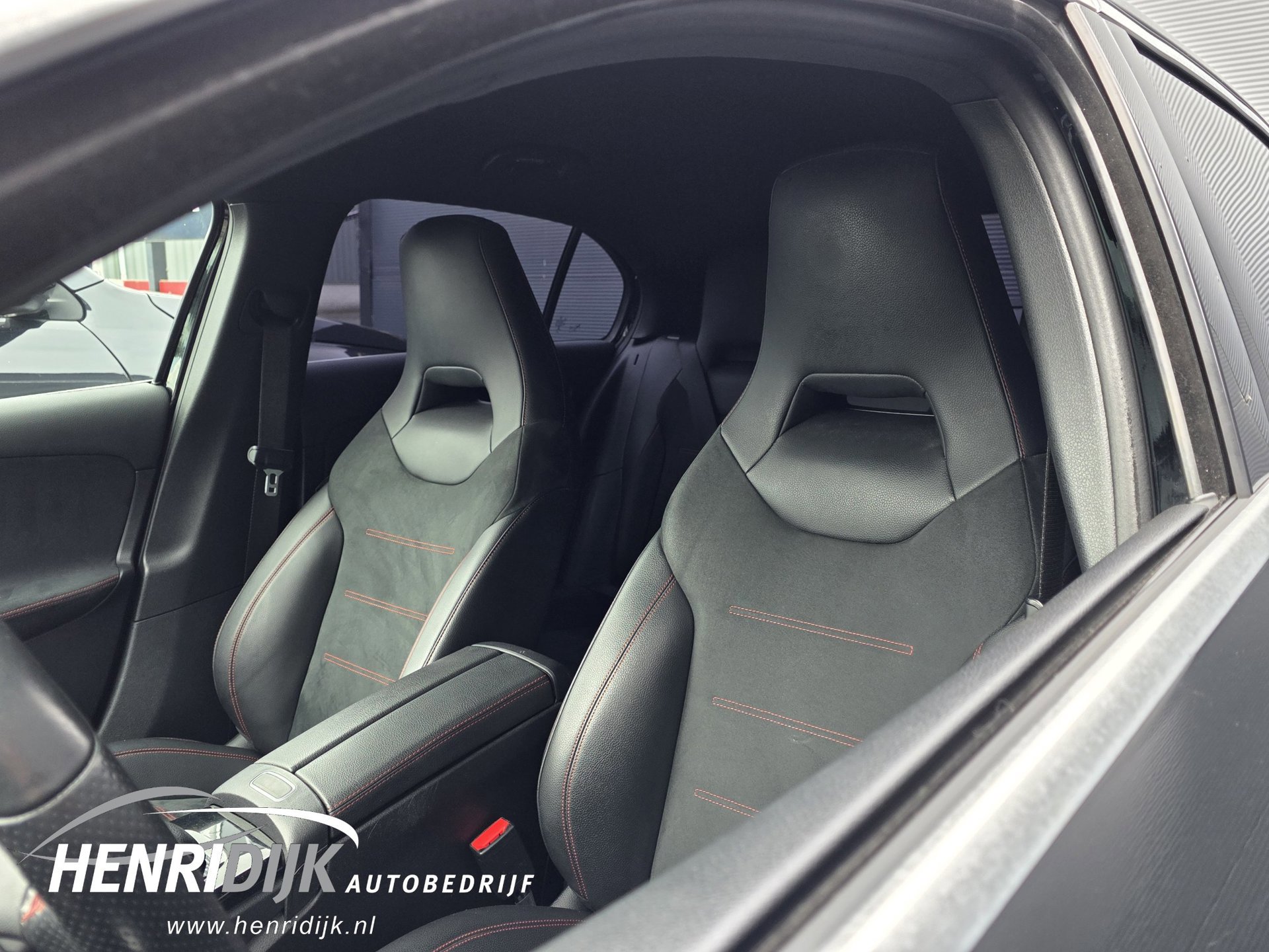 Mercedes-Benz A-klasse 250 Advantage AMG Widescreen (2018), foto 10