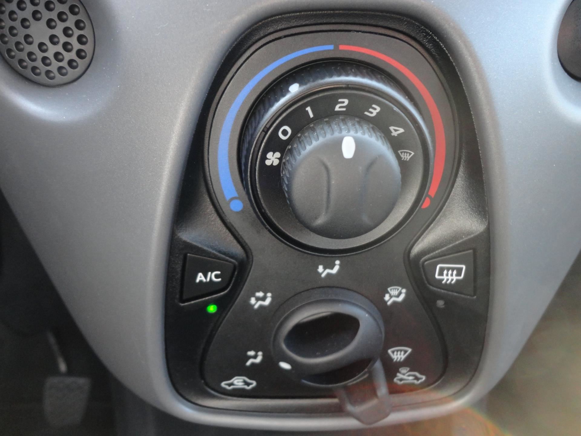 Peugeot 108 1.0 e-VTi Active (2019), foto 17