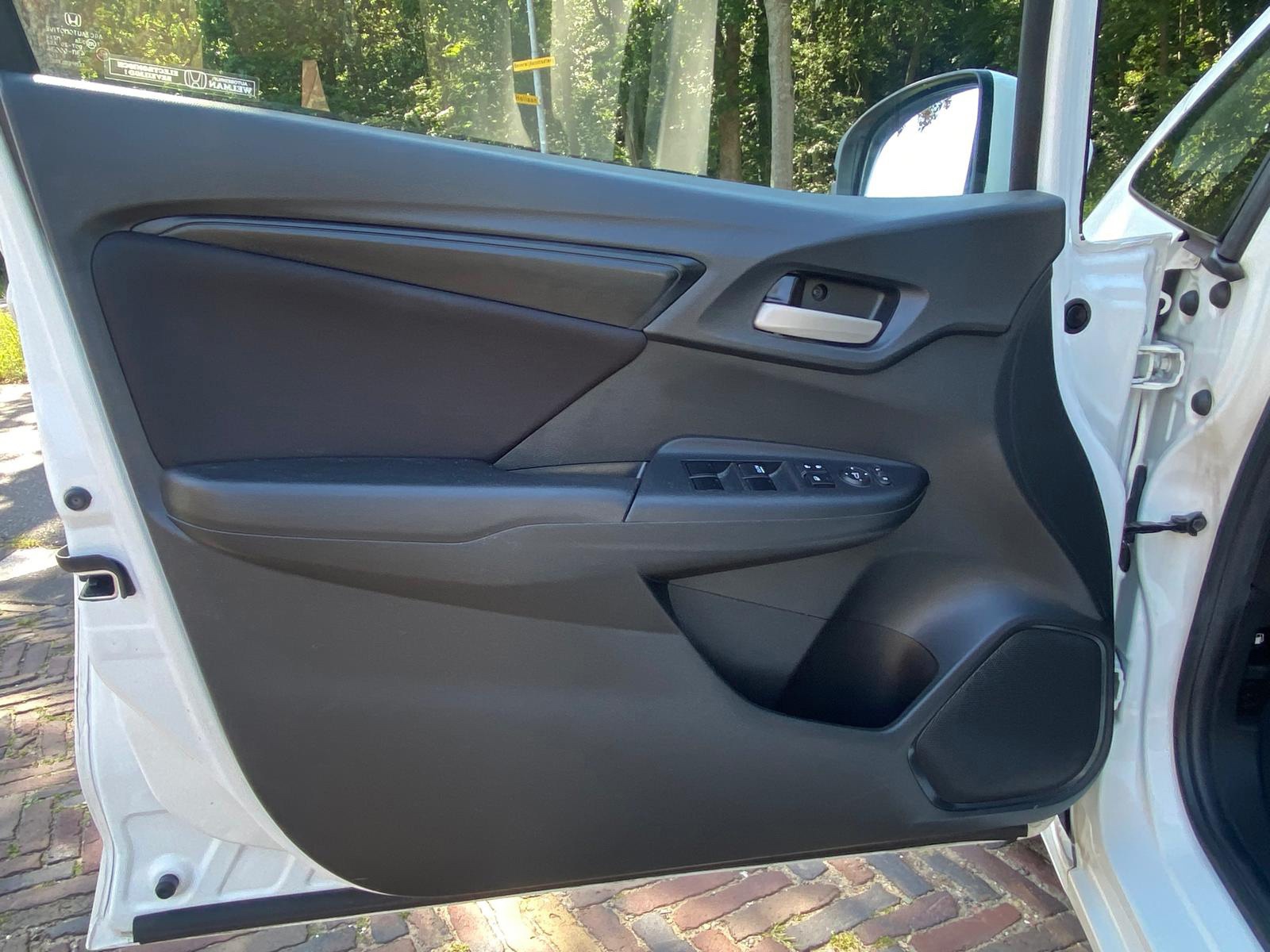 Honda Jazz 1.3 i-VTEC Trend 1e (2016), foto 18