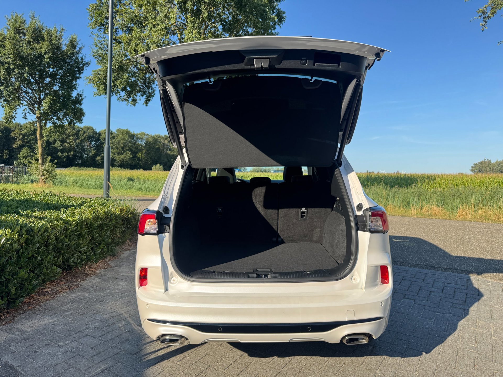 Ford Kuga 2.5 PHEV ST-Line X Vignale (2023), foto 42