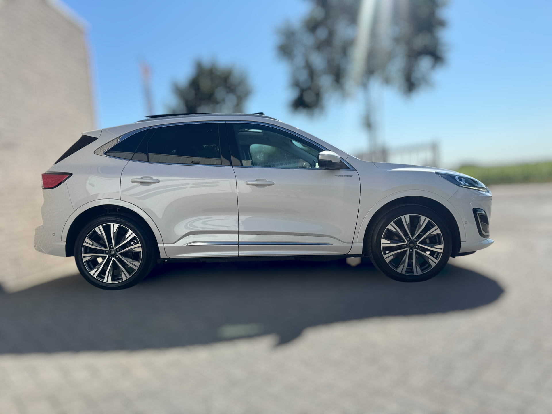 Ford Kuga 2.5 PHEV ST-Line X Vignale (2023), foto 8