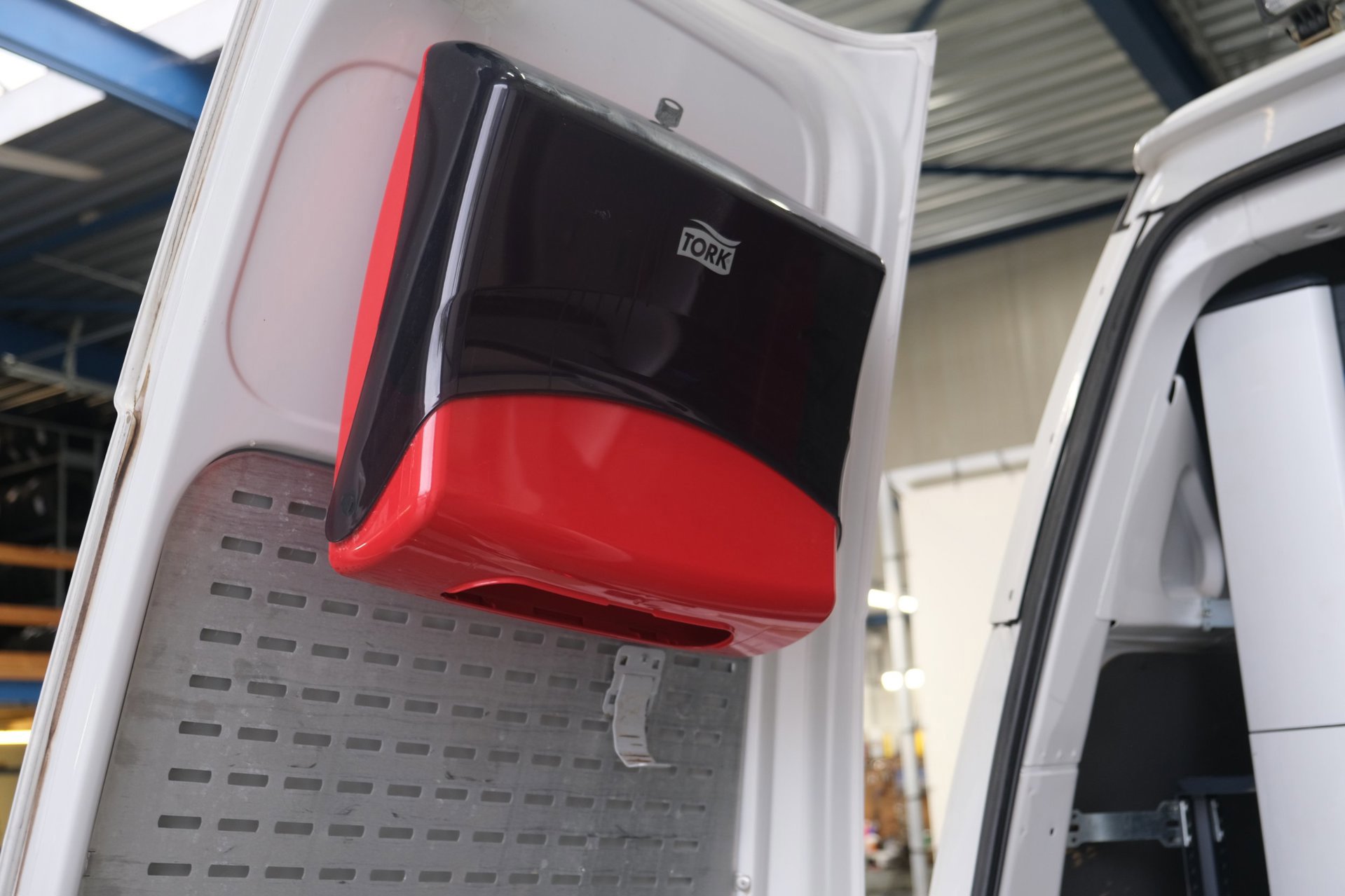 Volkswagen Transporter 2.0 TDI L2H2 30 (2020), foto 17