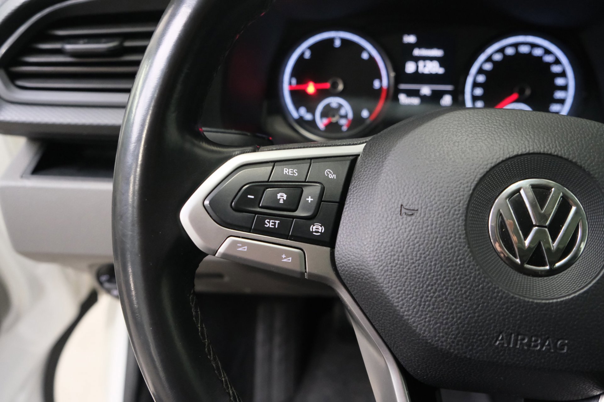 Volkswagen Transporter 2.0 TDI L2H2 30 (2020), foto 37