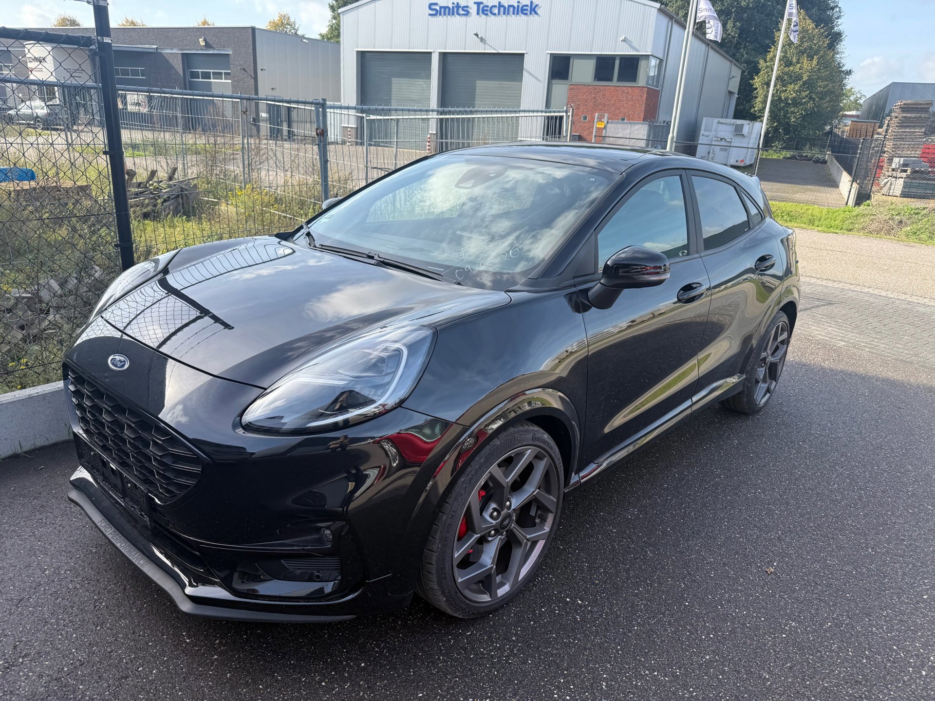 Ford Puma 1.0 Eco 170pk Hybrid ST-X (2024), foto 1